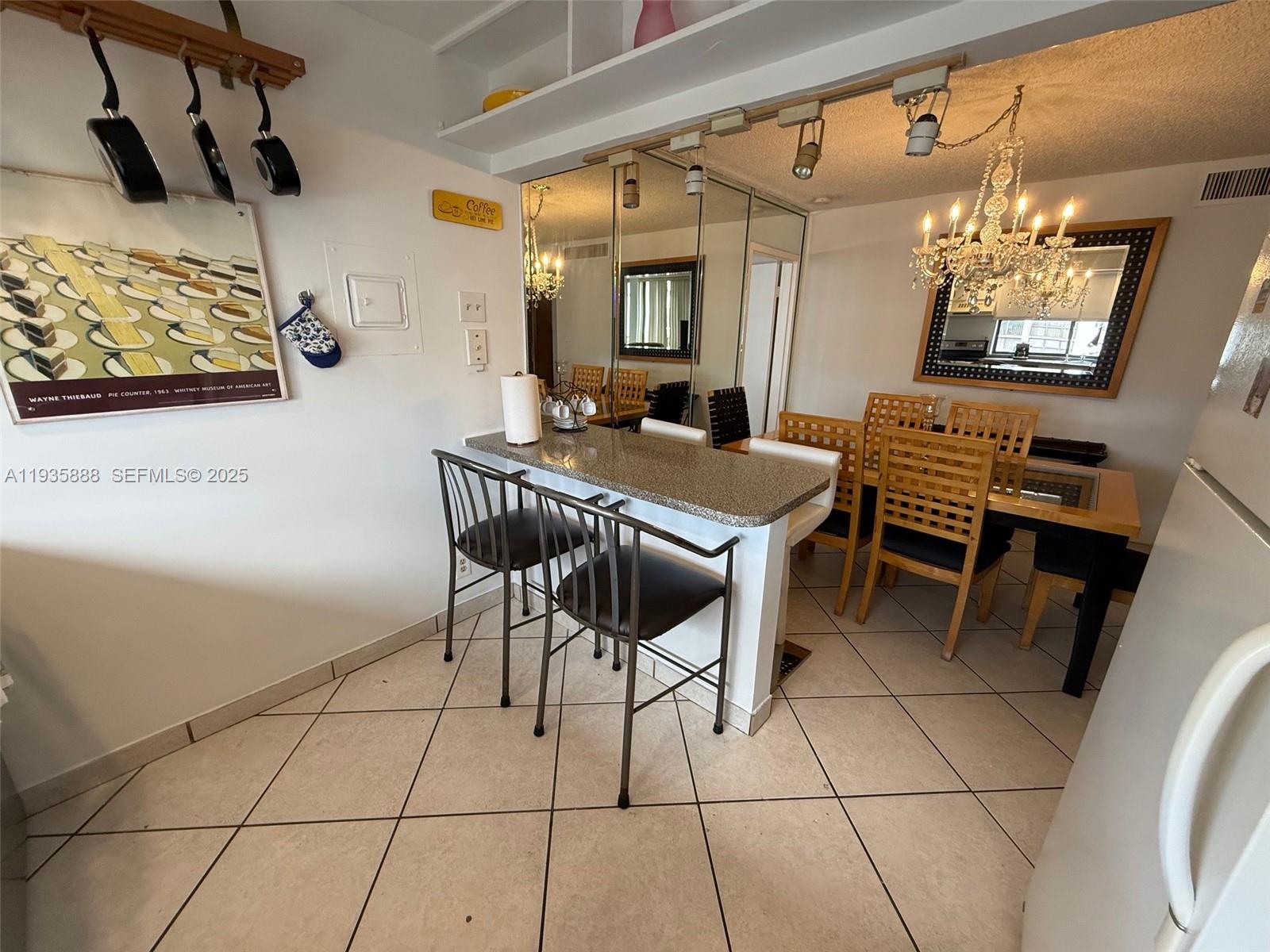 PLAZA OF AMERICAS CONDO P - Residential