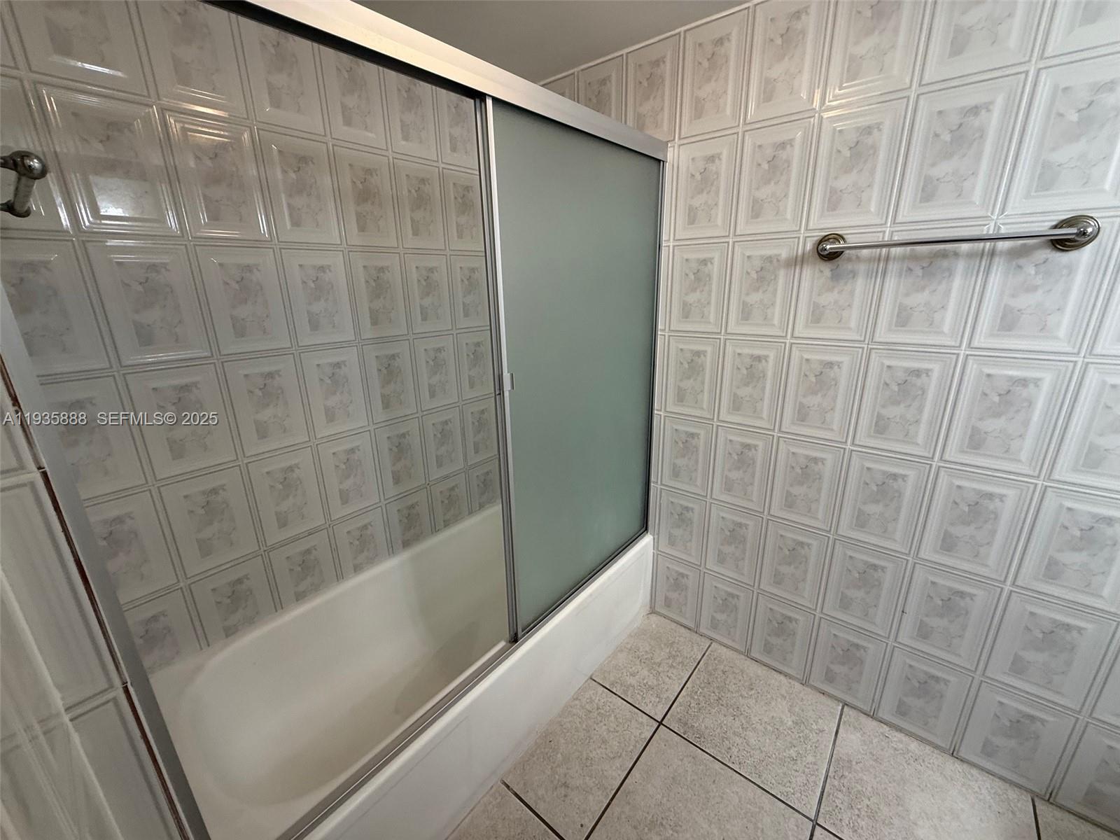 PLAZA OF AMERICAS CONDO P - Residential