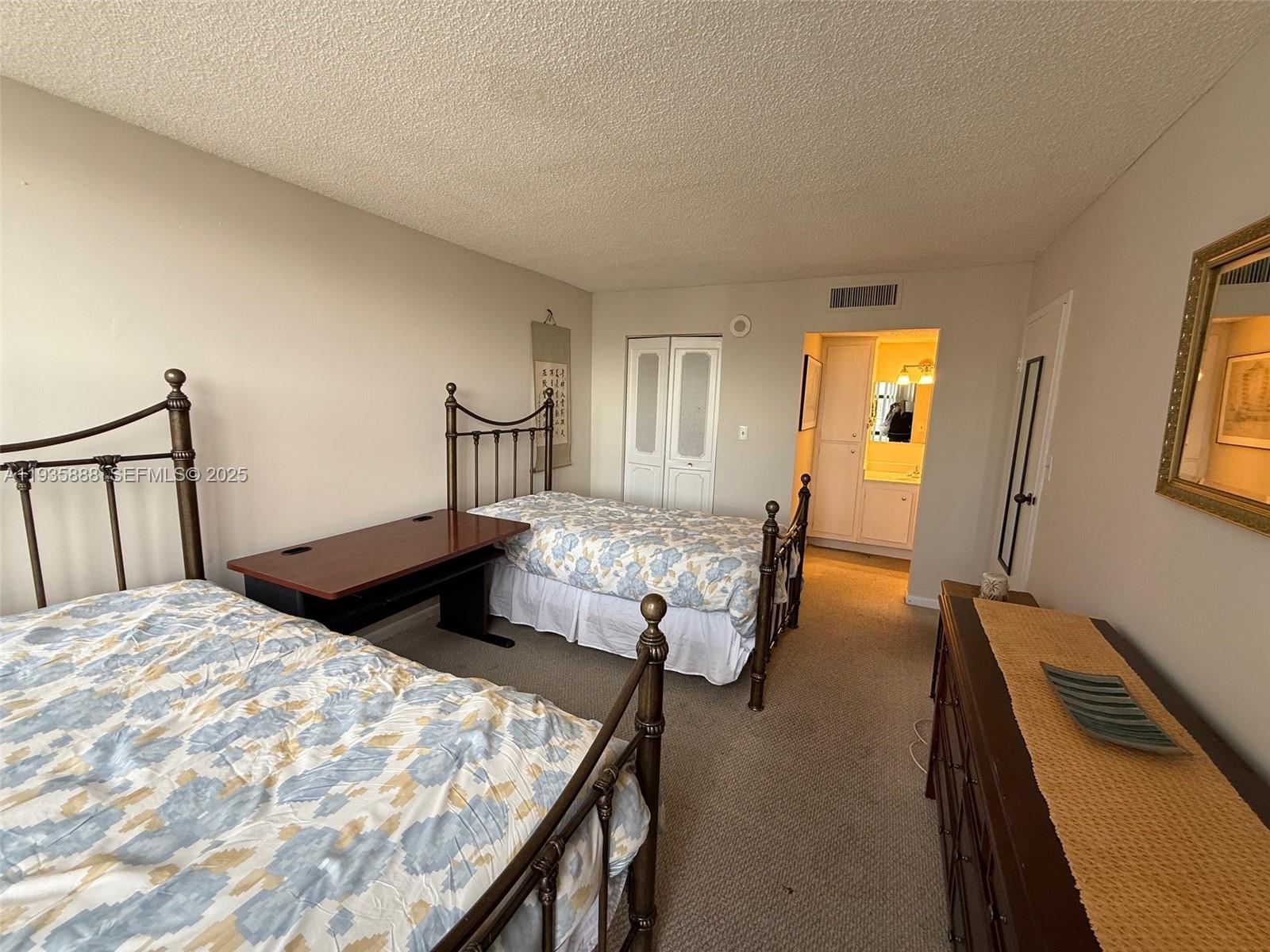 PLAZA OF AMERICAS CONDO P - Residential