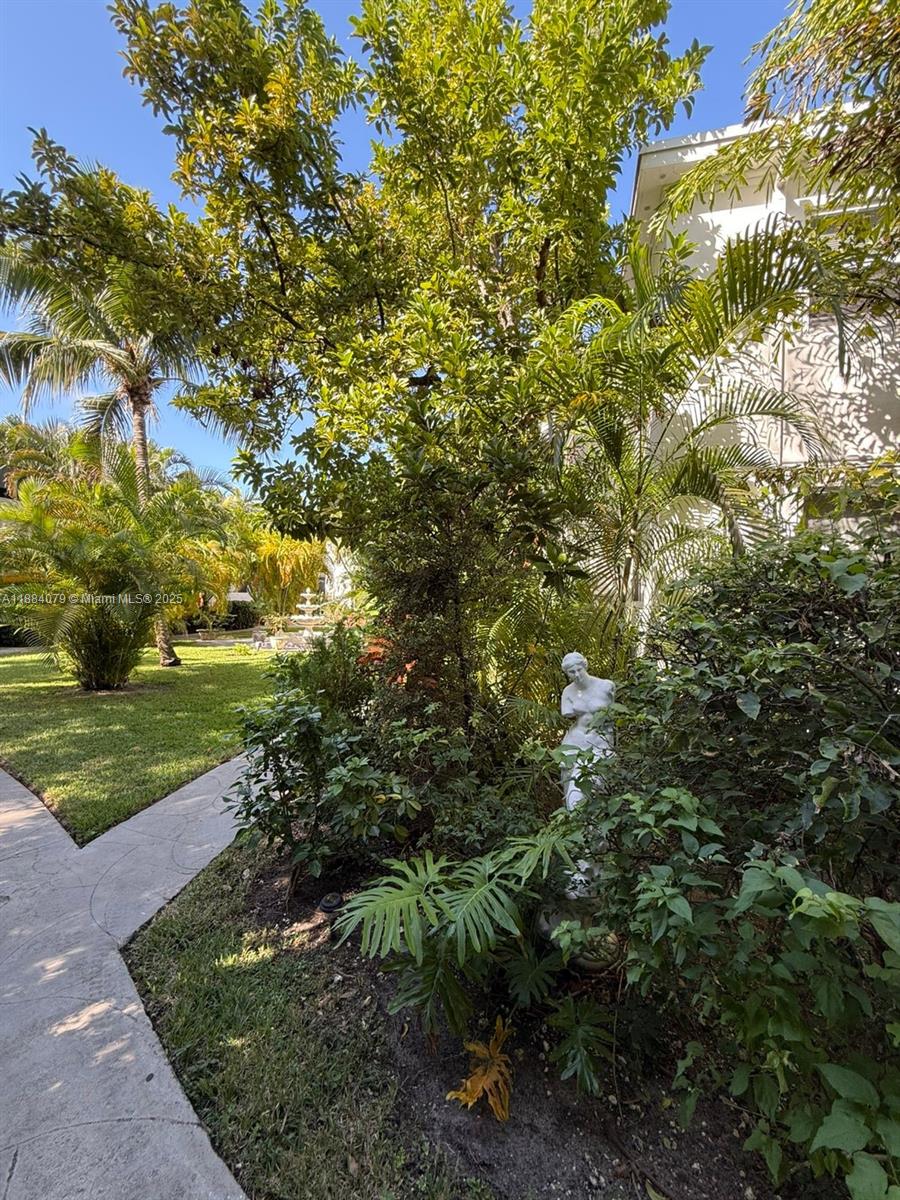 ANTHONY GARDENS CONDO - Residential Lease