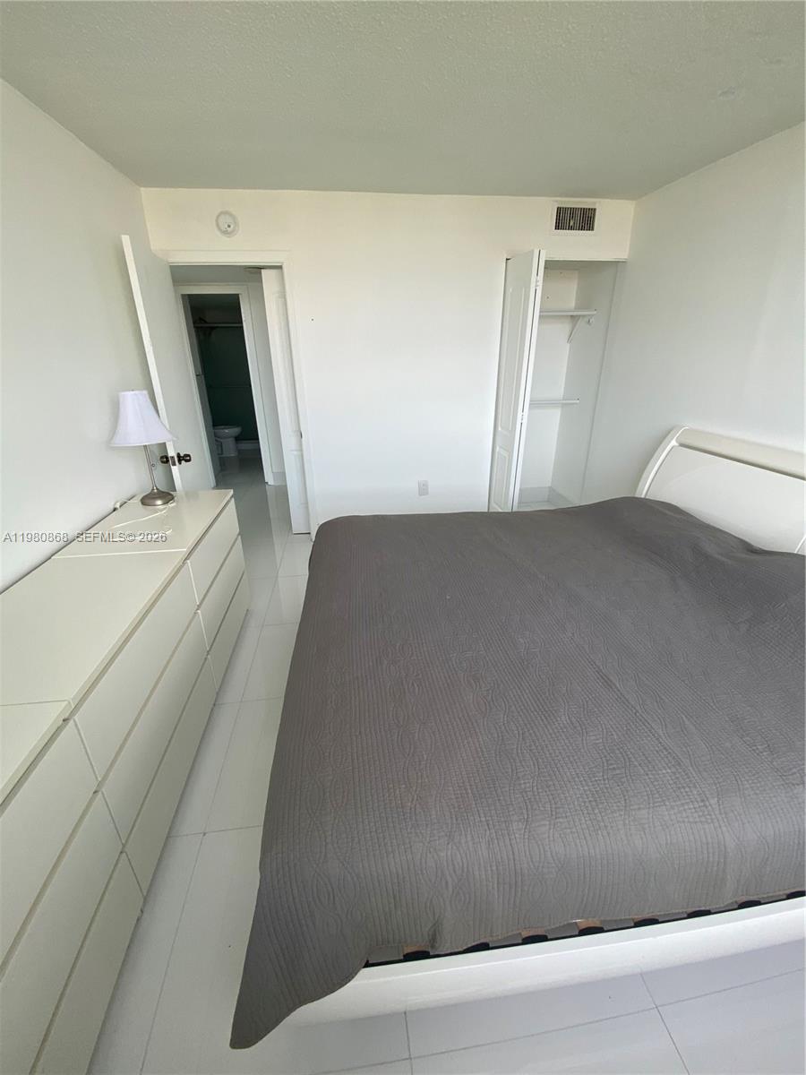 COMMODORE PLAZA CONDO - Residential Lease