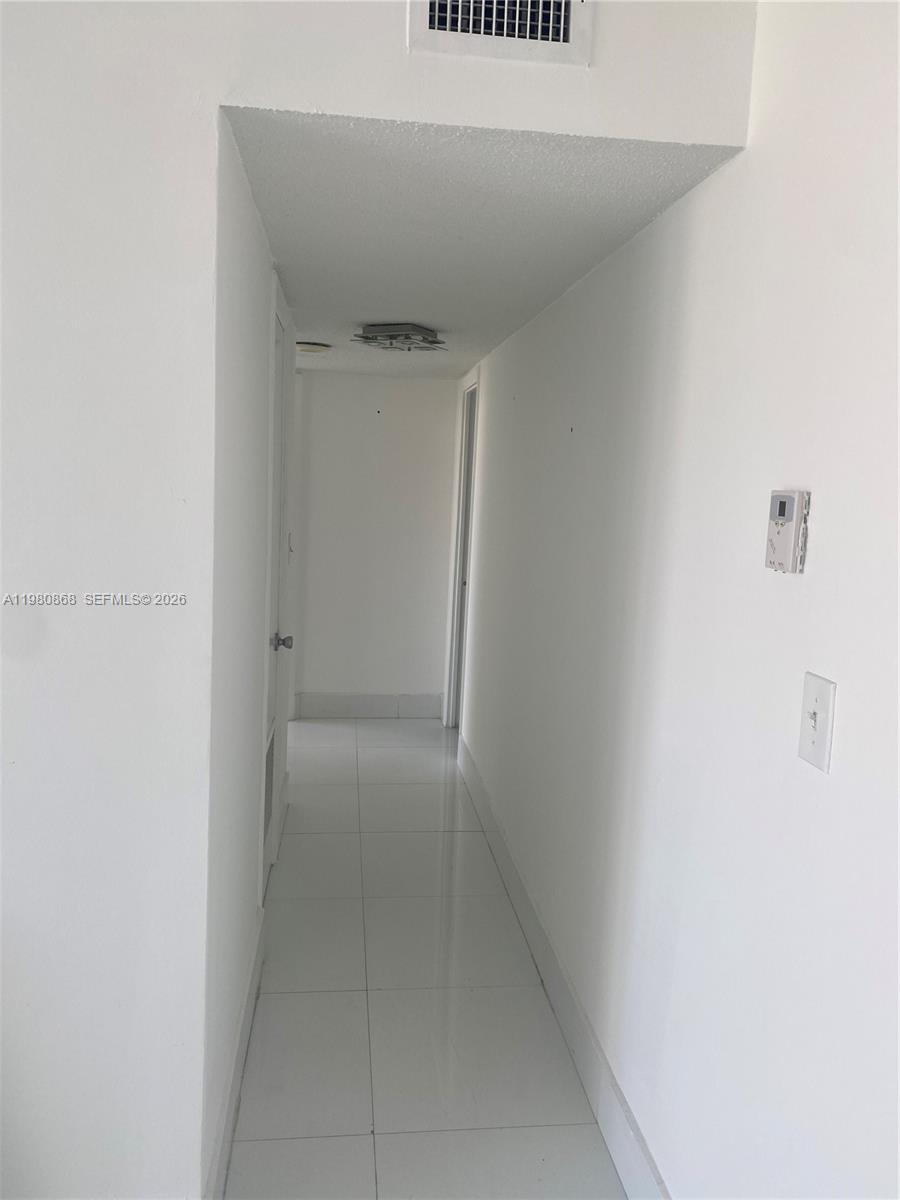 COMMODORE PLAZA CONDO - Residential Lease