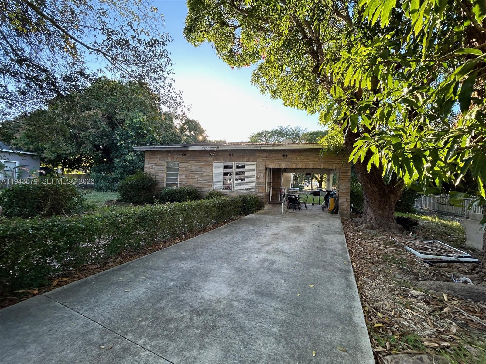 25 54 40 026 AC M/L - Residential