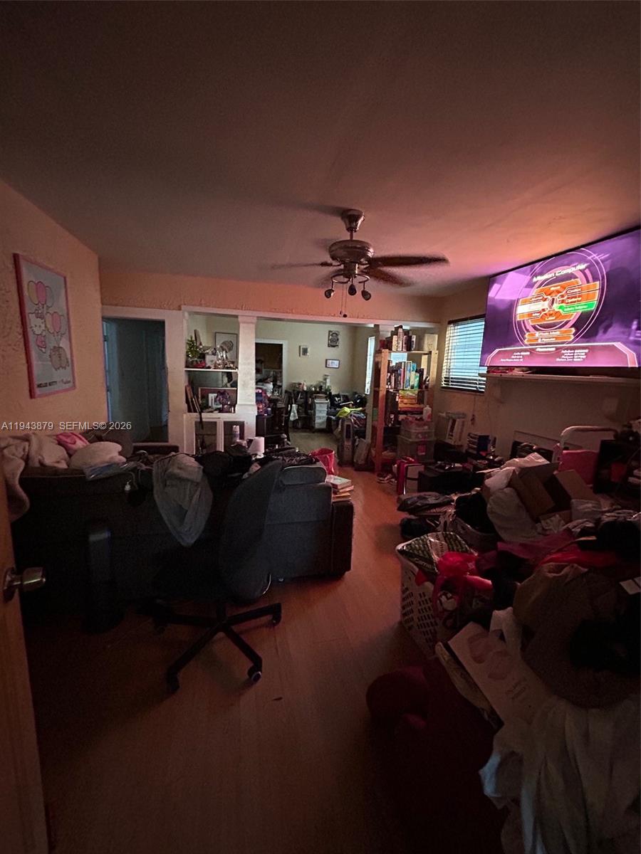 25 54 40 026 AC M/L - Residential