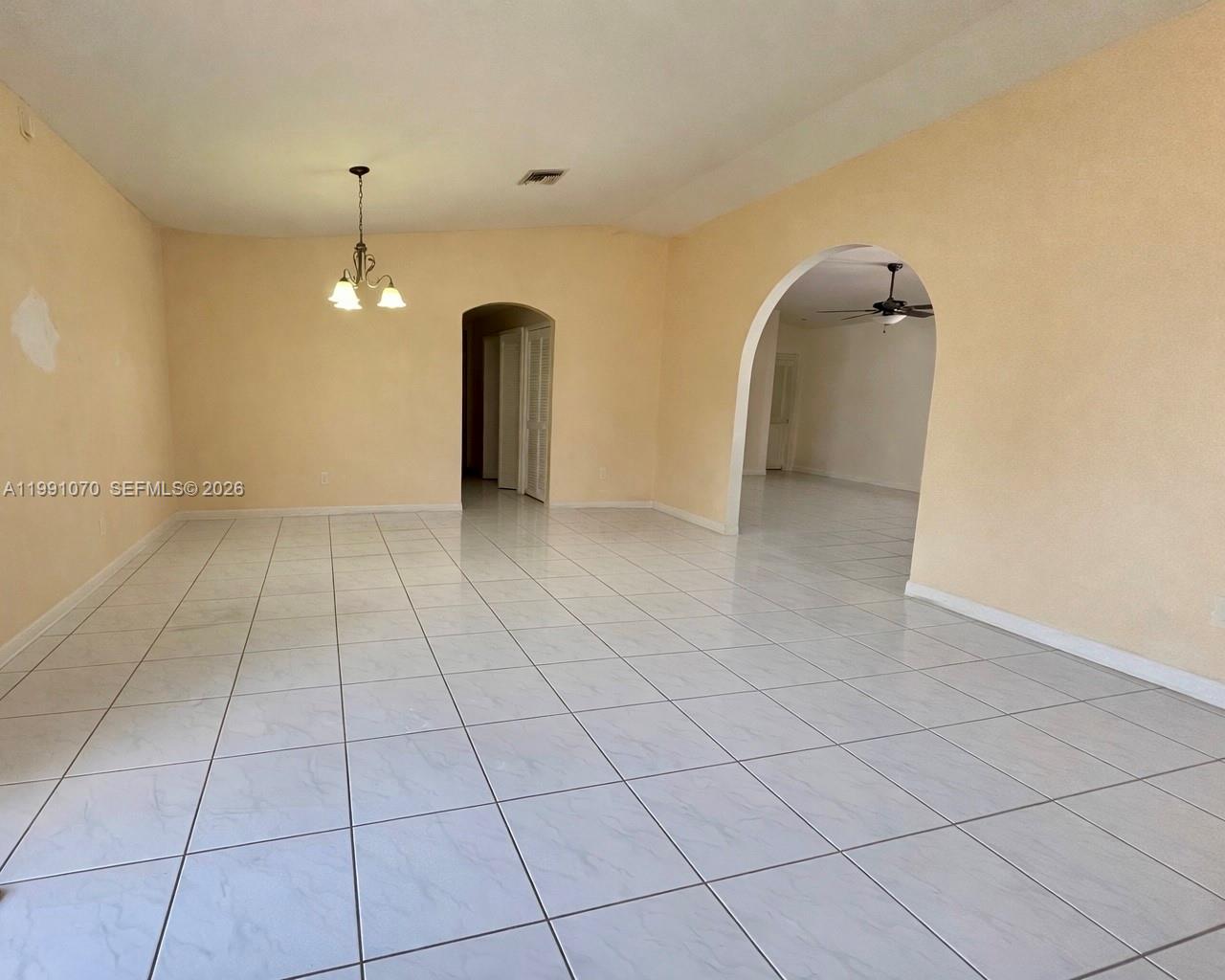 MAYTE SUB - Residential