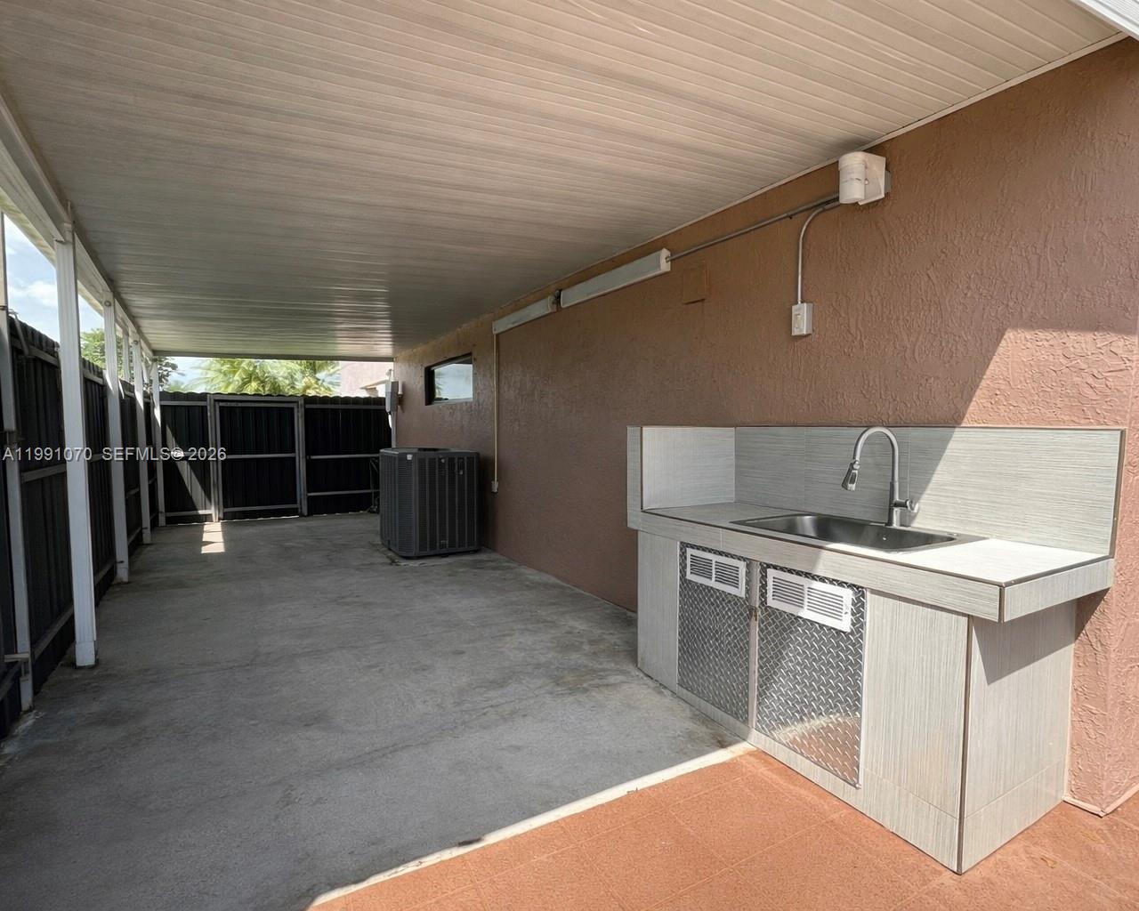 MAYTE SUB - Residential