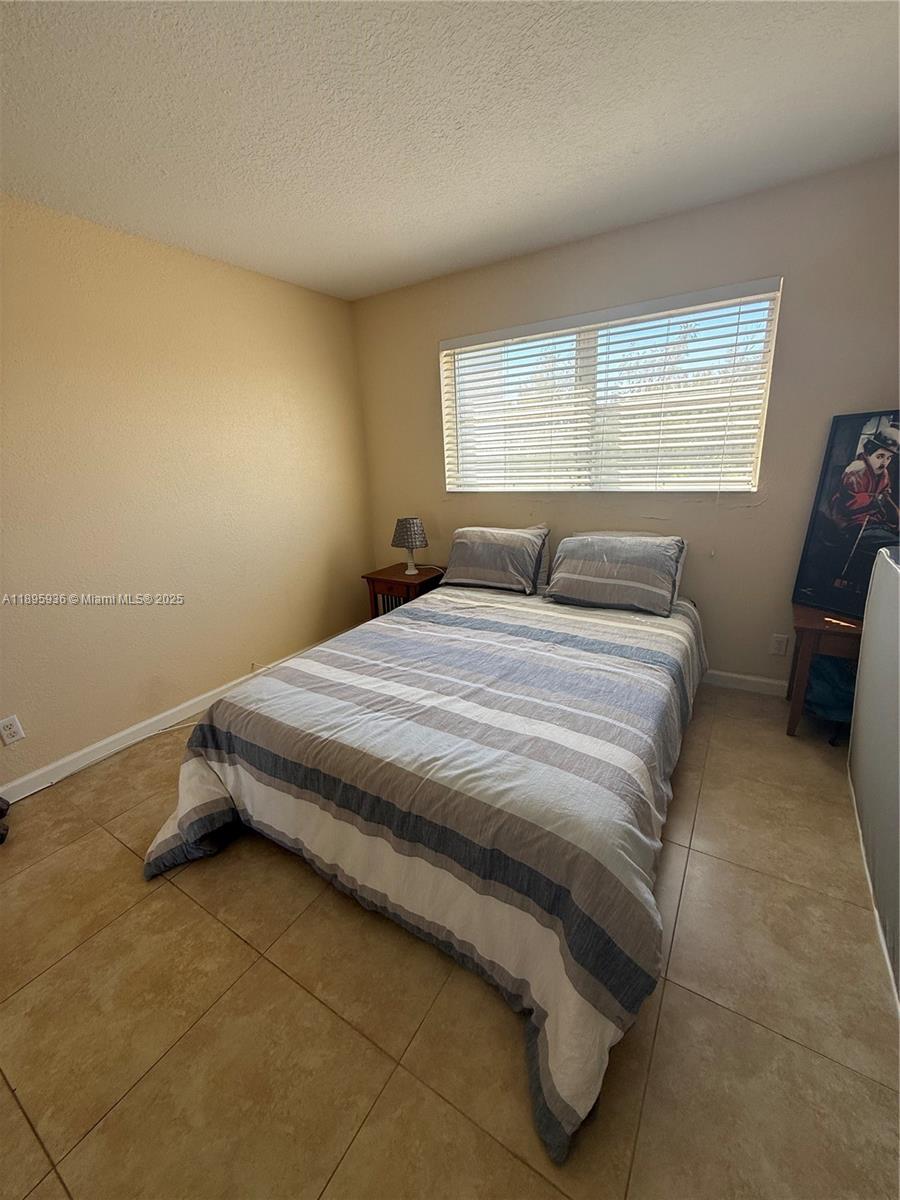 CASA LA QUINTA CONDO - Residential Lease