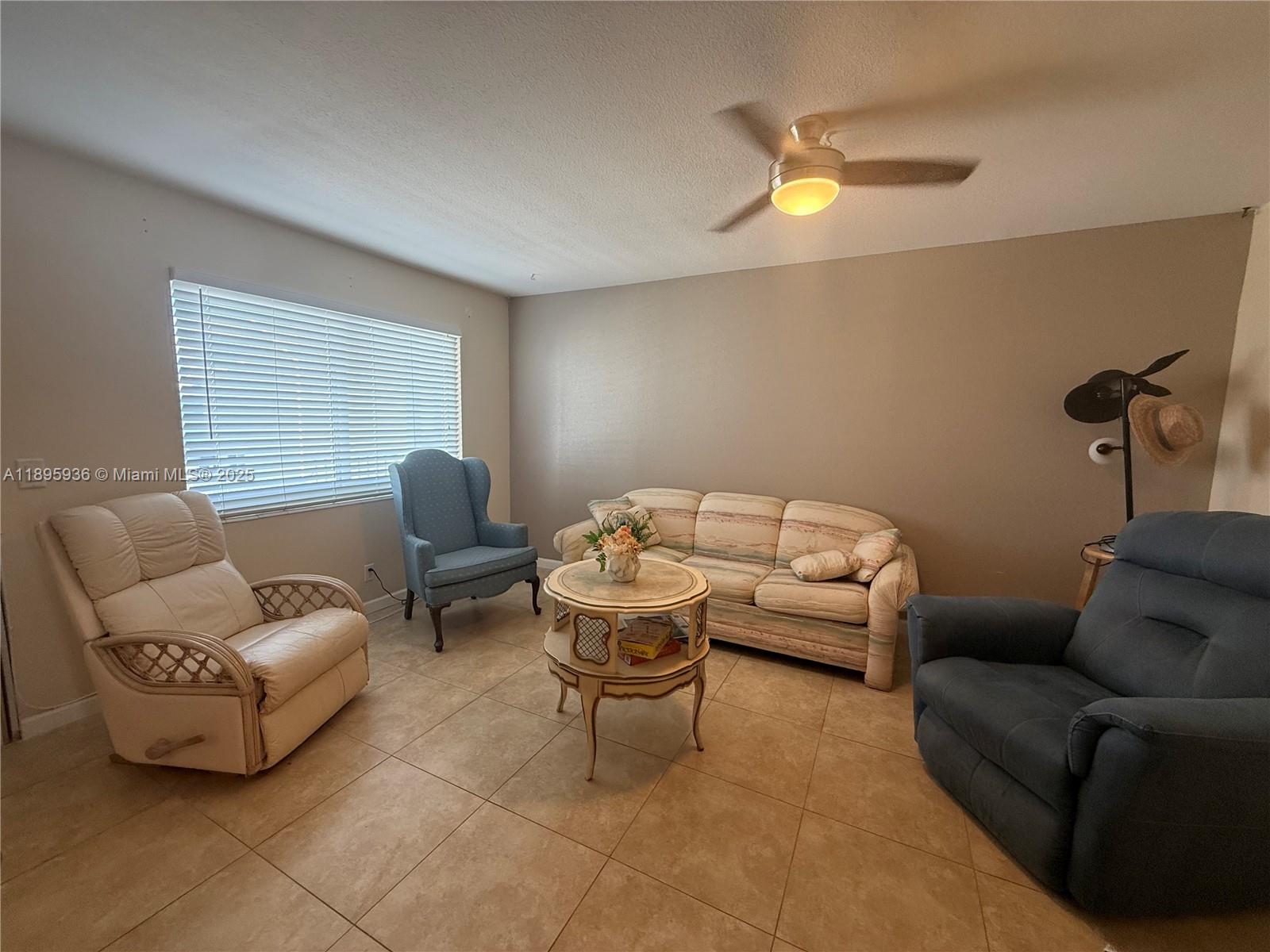 CASA LA QUINTA CONDO - Residential Lease