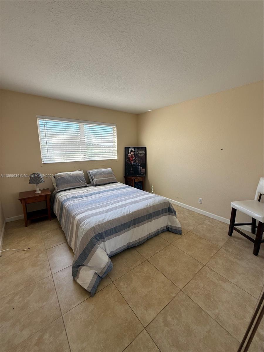 CASA LA QUINTA CONDO - Residential Lease