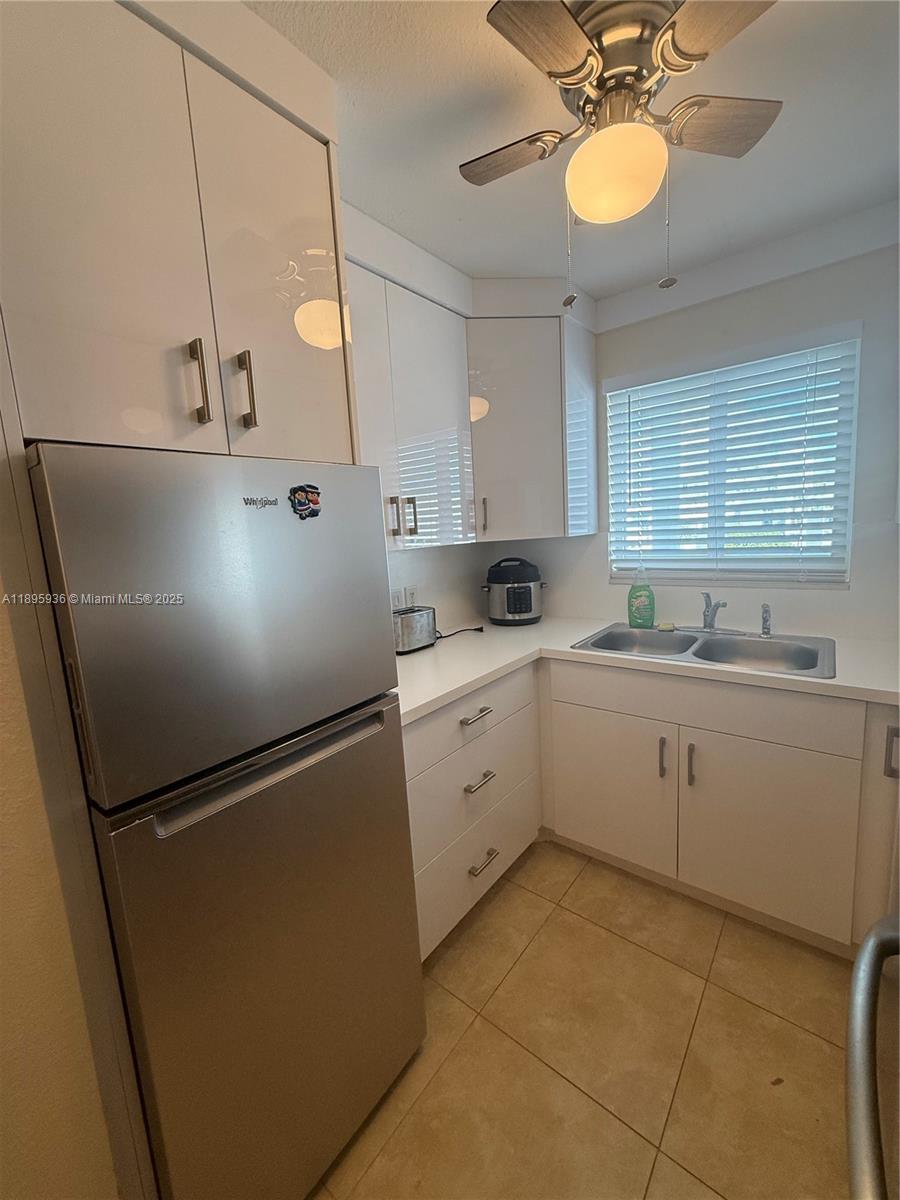 CASA LA QUINTA CONDO - Residential Lease