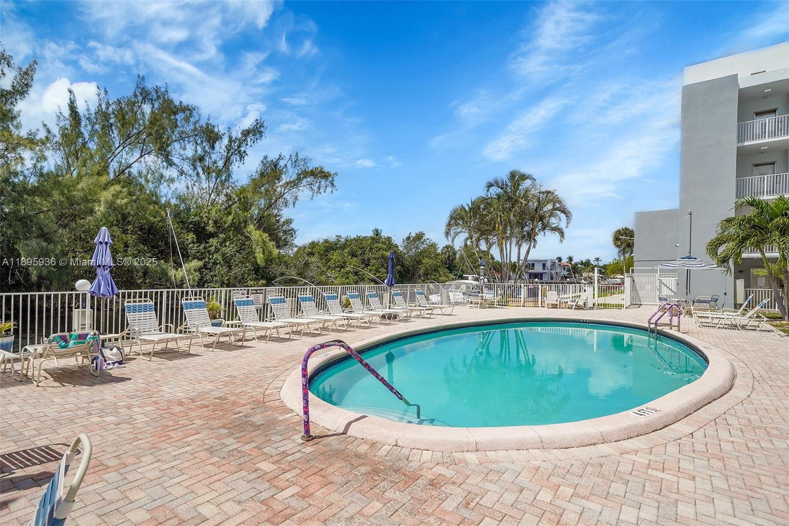 CASA LA QUINTA CONDO - Residential Lease