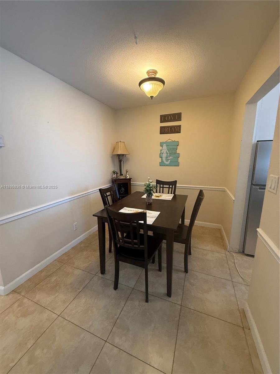 CASA LA QUINTA CONDO - Residential Lease