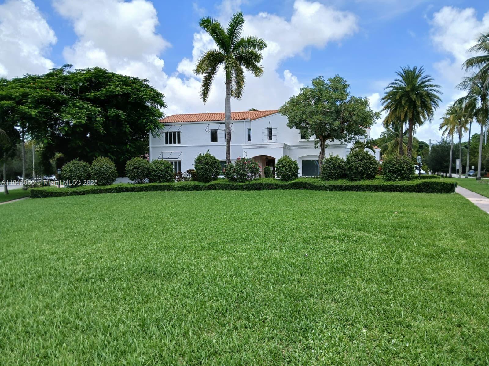 2525 Indian Mound Trl