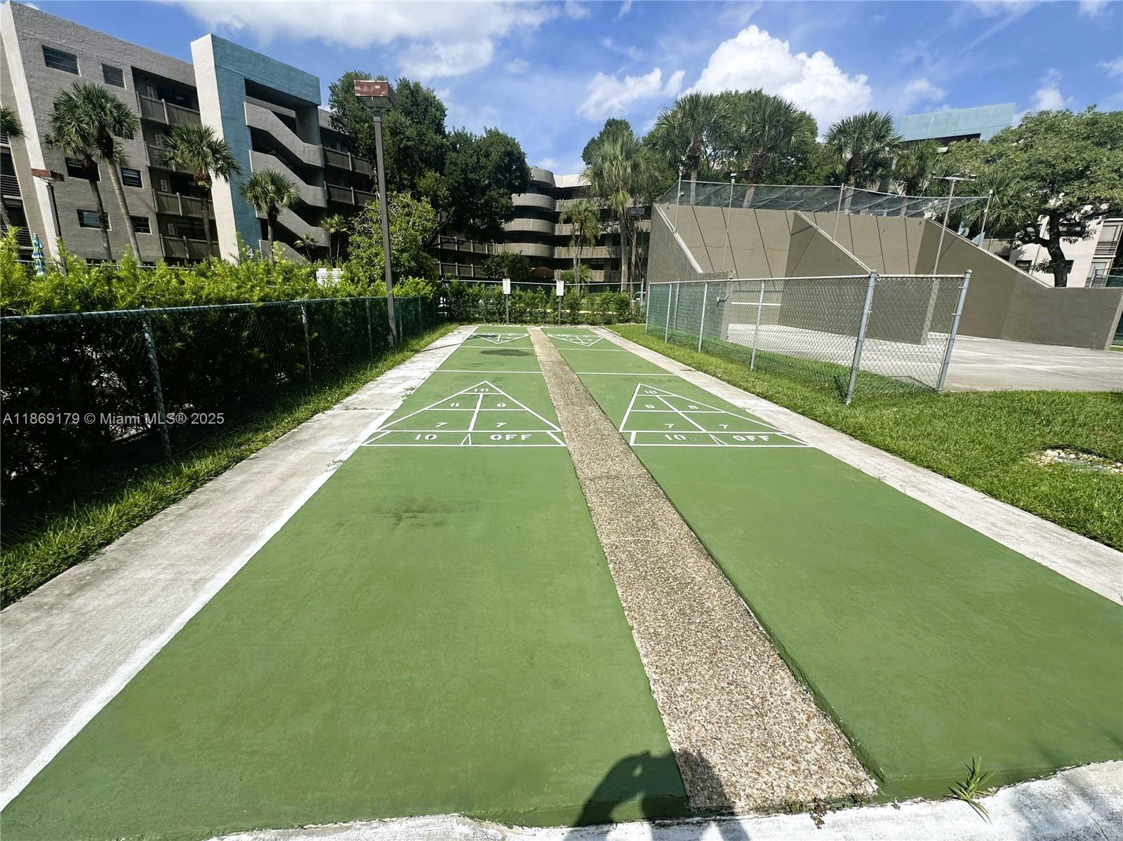 COLONY POINT 3 CONDO - Residential