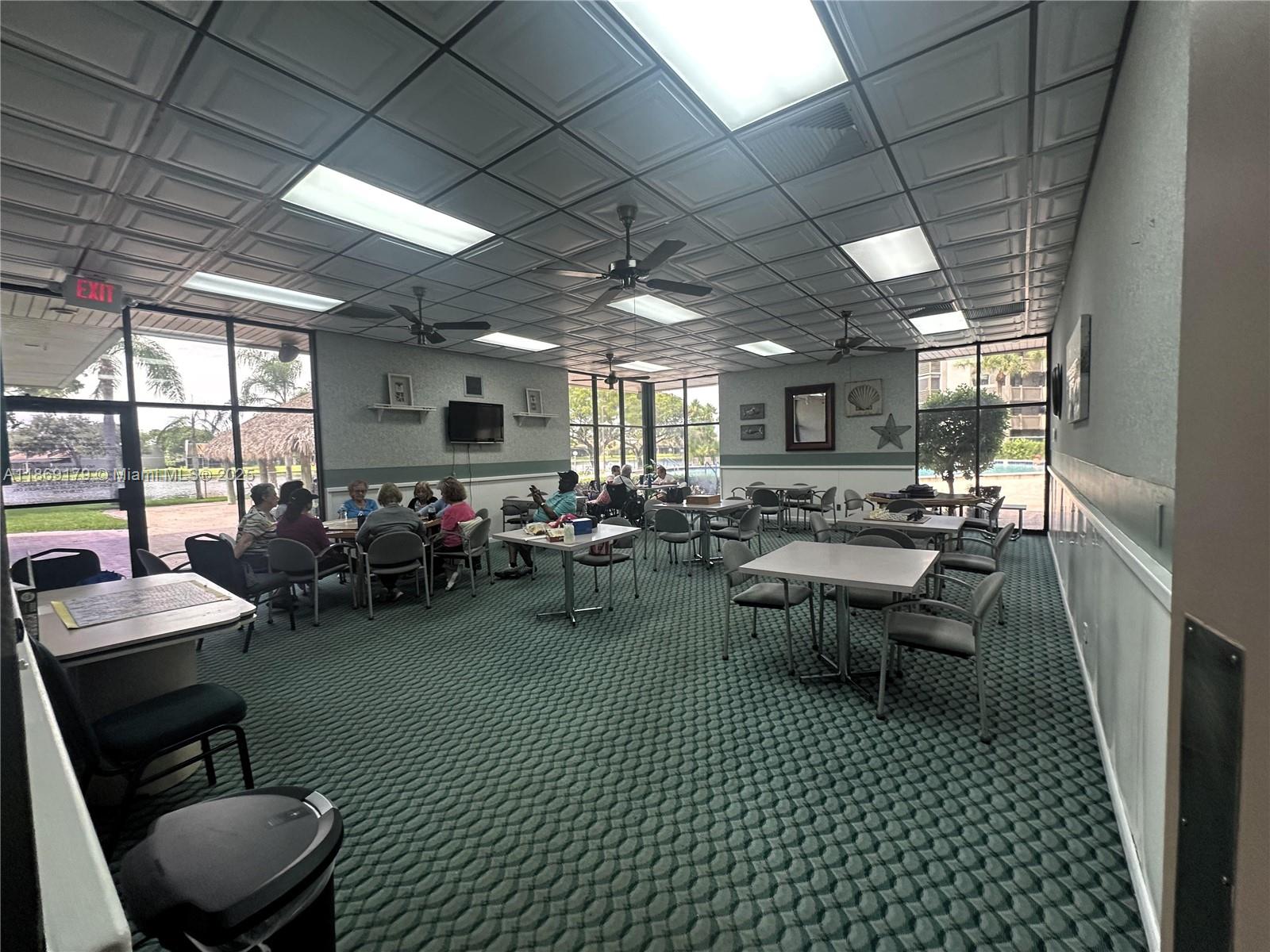 COLONY POINT 3 CONDO - Residential