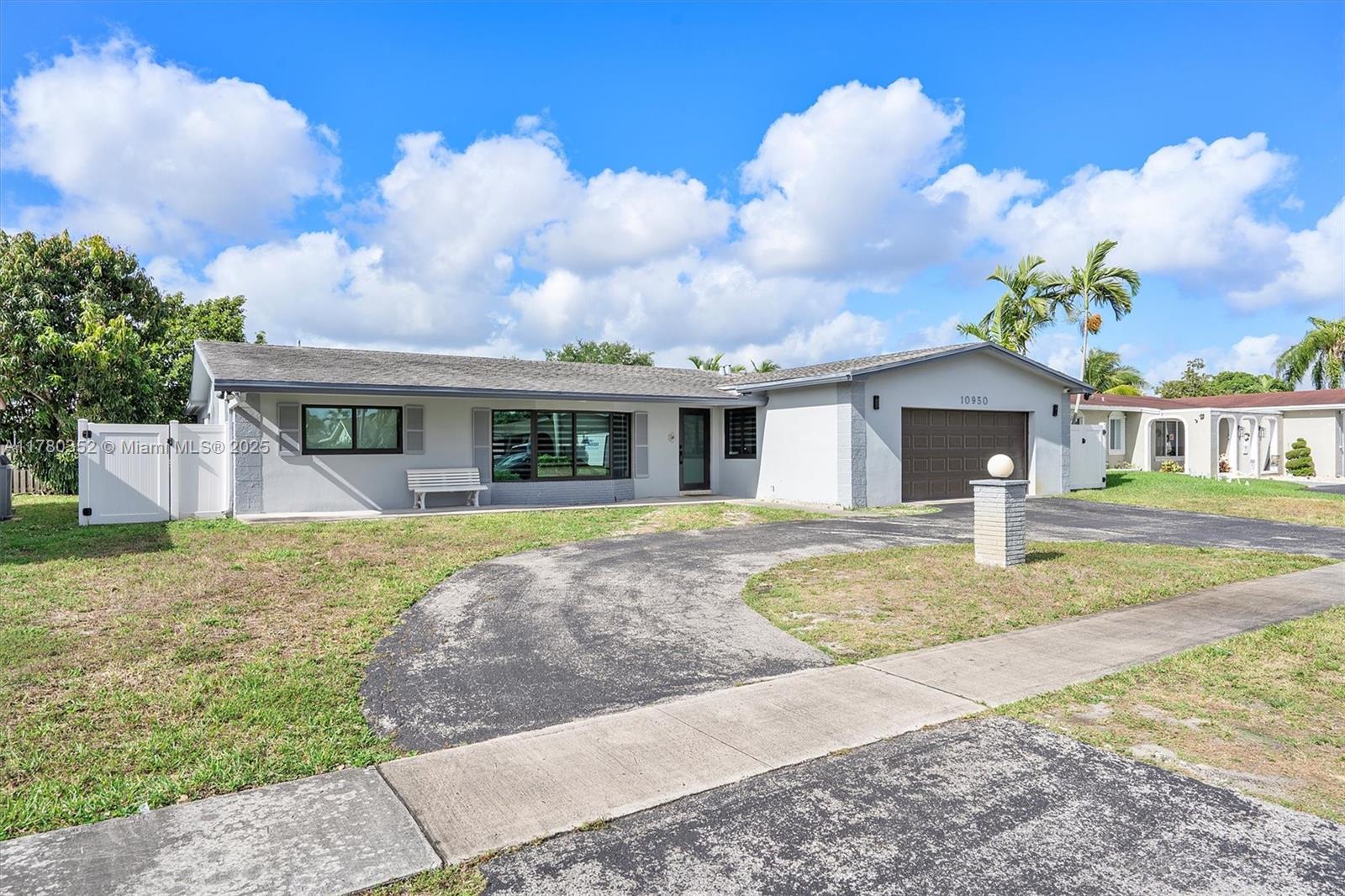 10950 NW 16th Ct