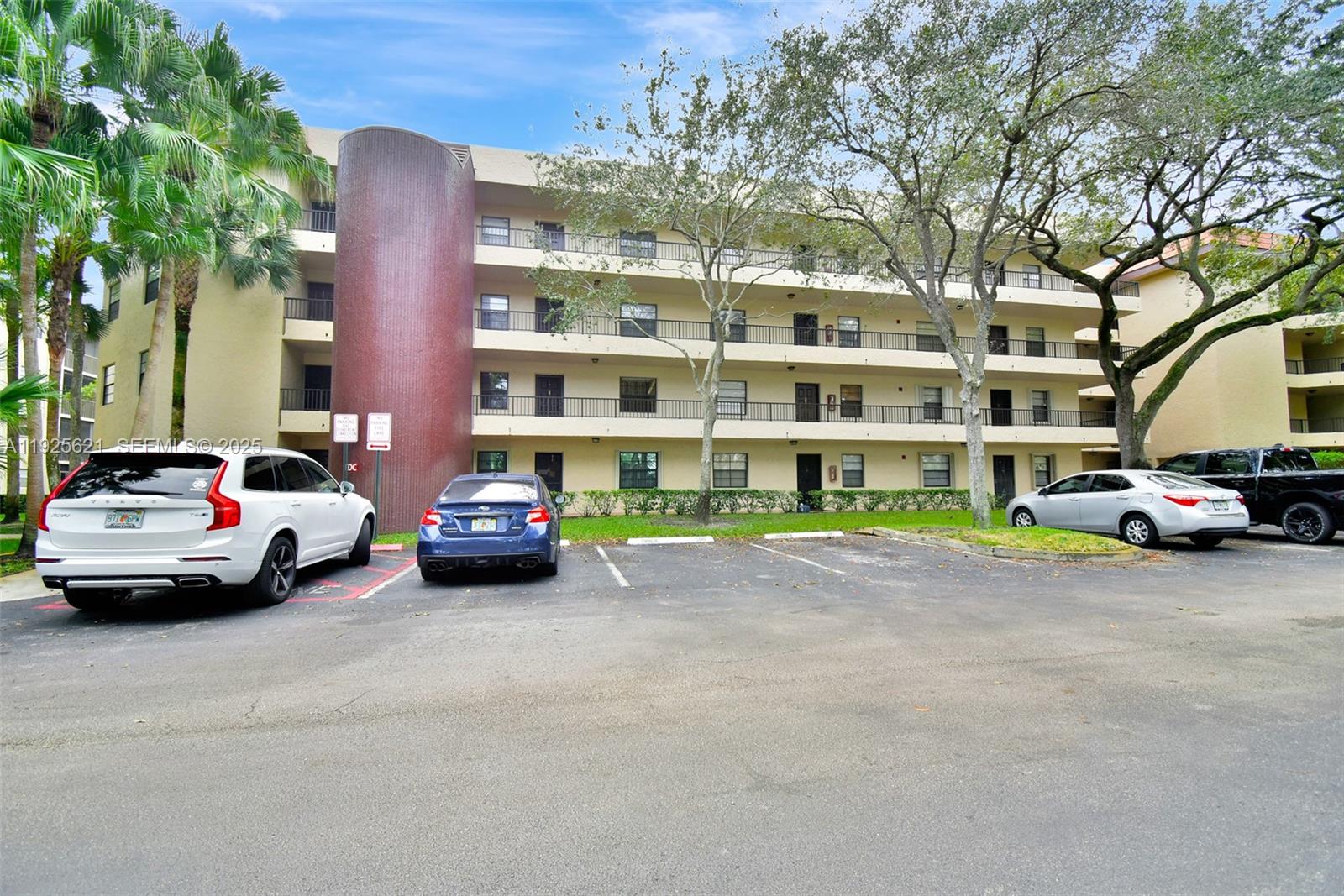 Plantation Racquet Club - Residential