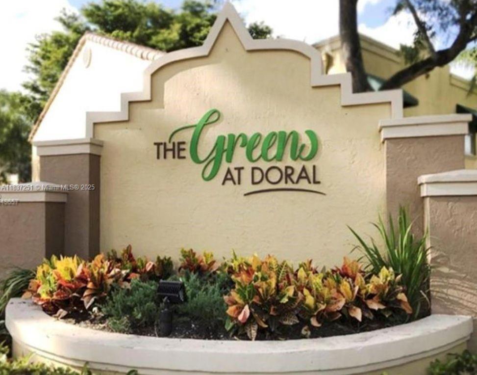 Great opportunity 1 bedroom 1.5 bath at The Greens At Doral. This unit is great for investment or for a first time buyer. Ready to move in, near to Publix, Starbucks, Pharmacy and restaurants. Easy to show.