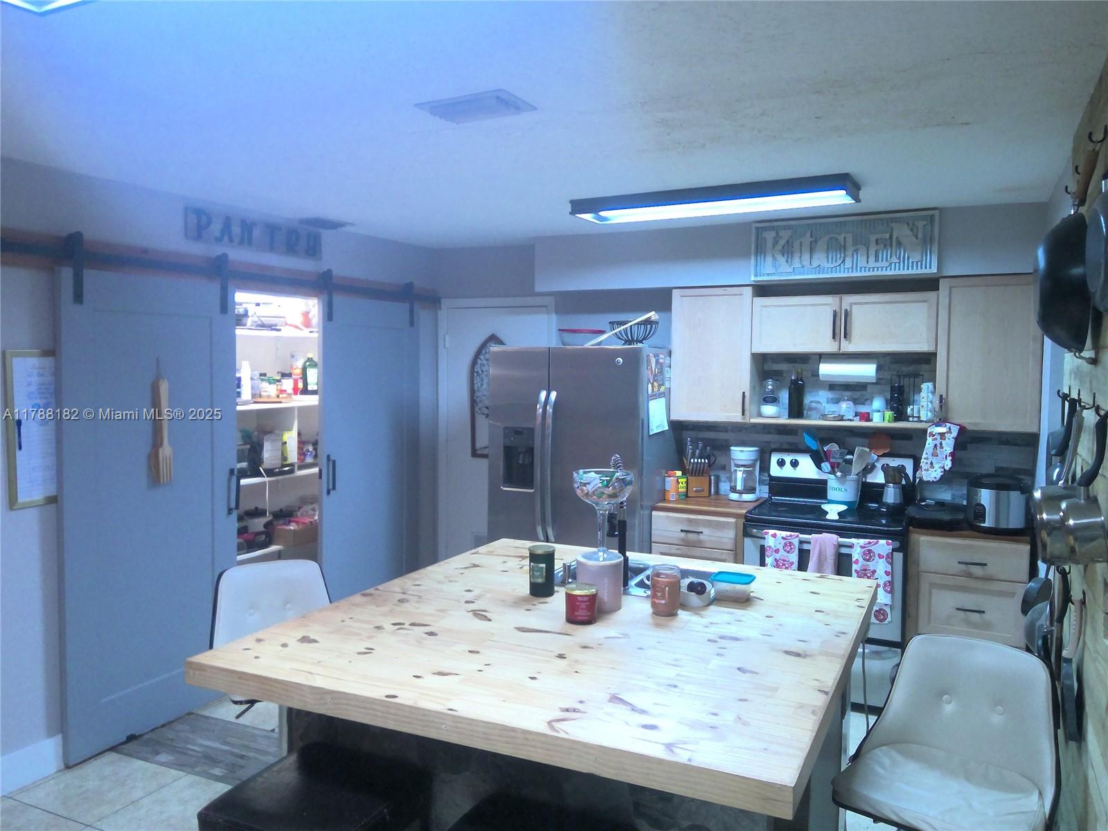 GOLDEN GATE EST UNIT 73 - Residential