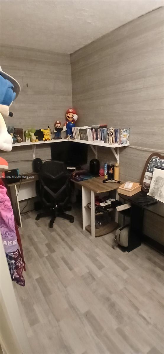 GOLDEN GATE EST UNIT 73 - Residential