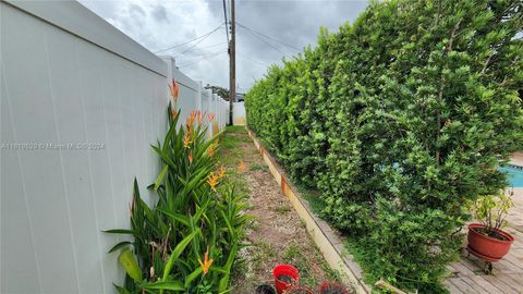 A home in Cooper City