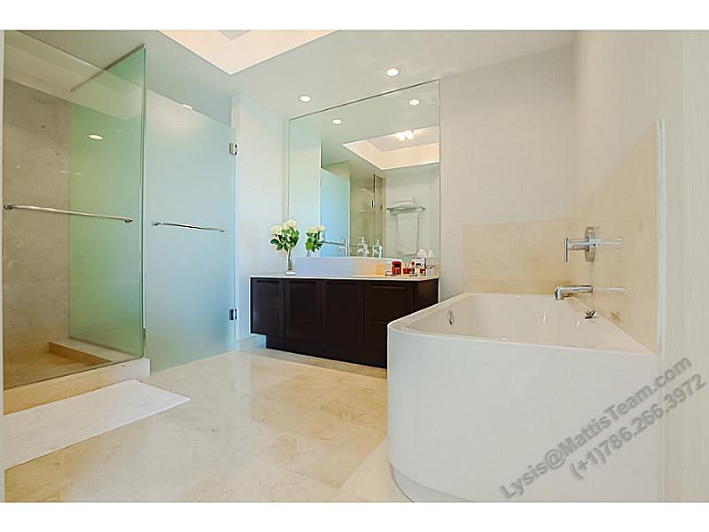 St Tropez on the Bay III - Residential Lease