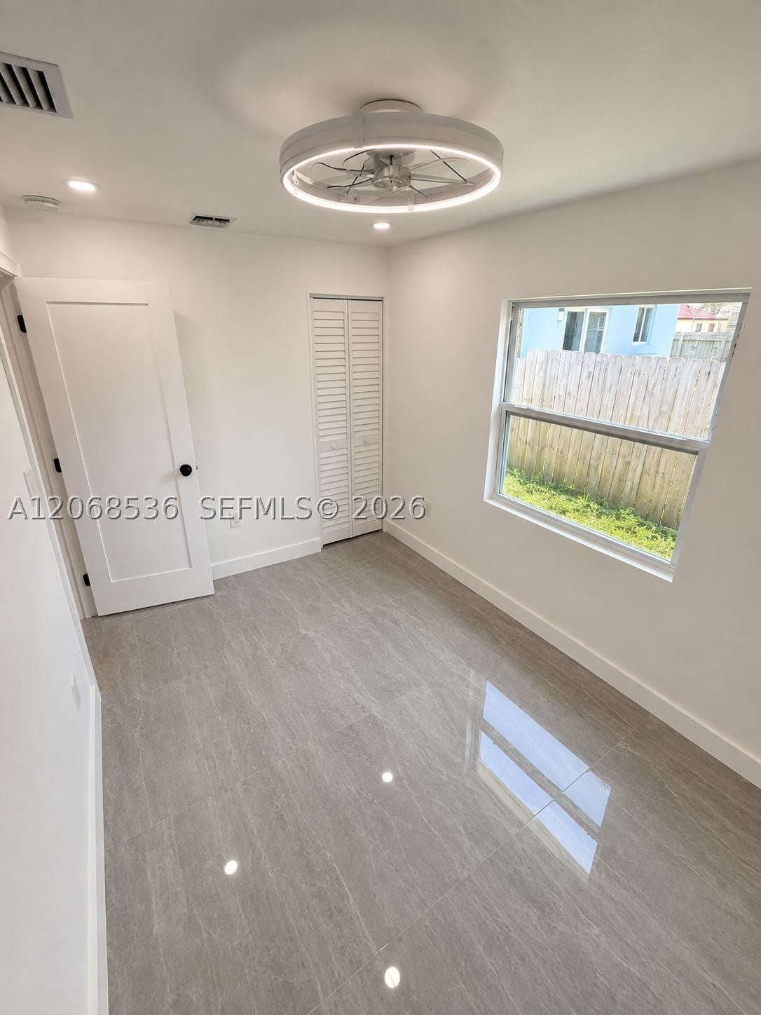 607 NW 8th Ave