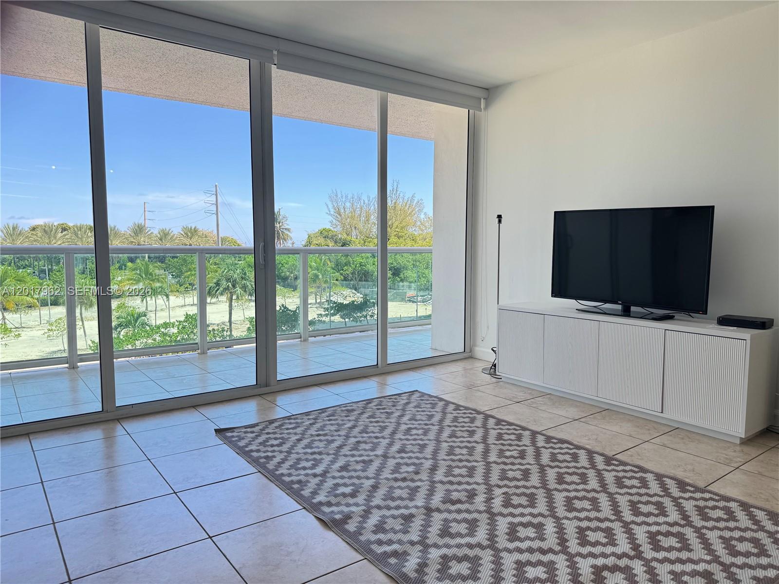 ARLEN HOUSE EAST CONDO - Residential