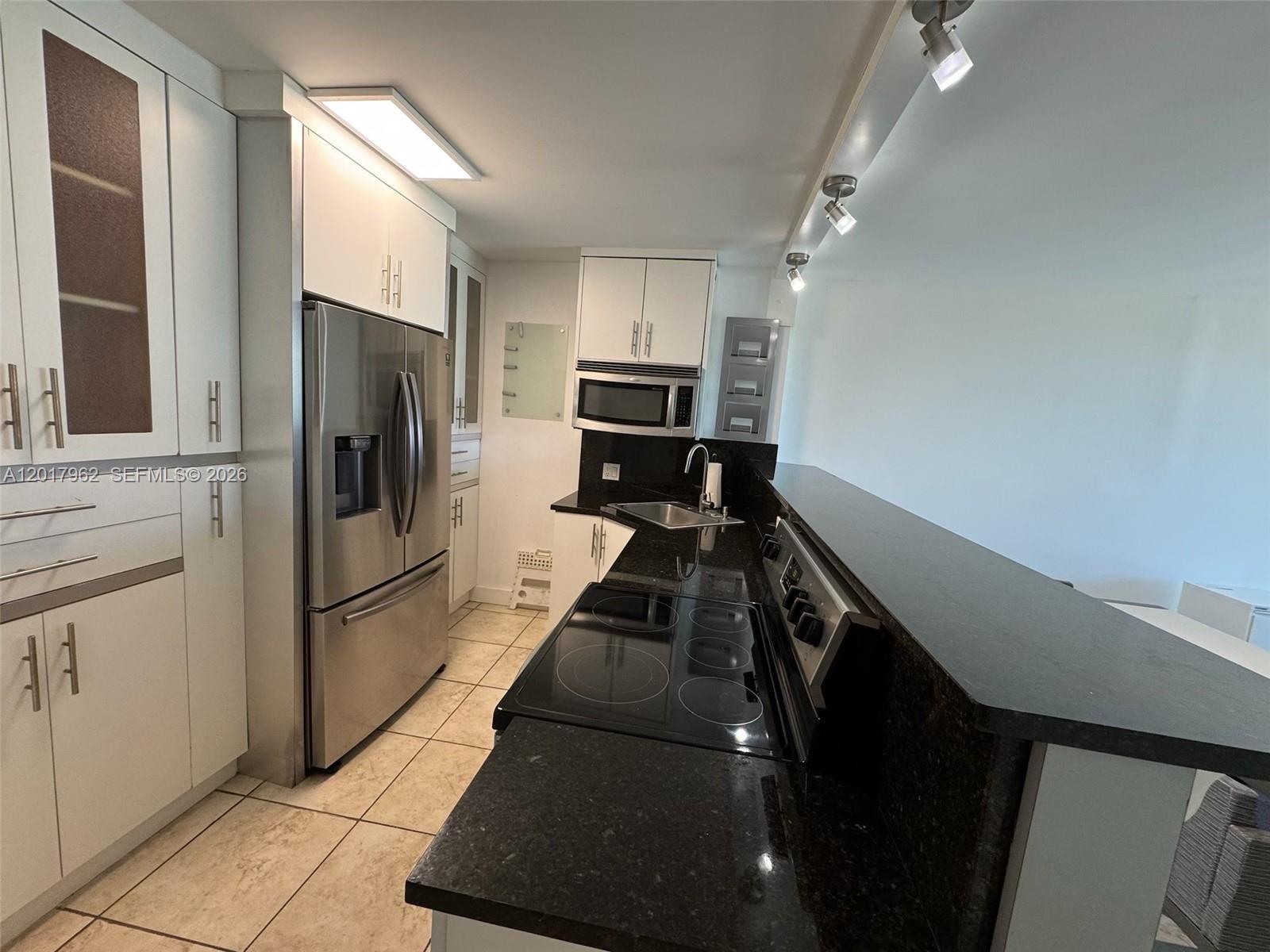 ARLEN HOUSE EAST CONDO - Residential