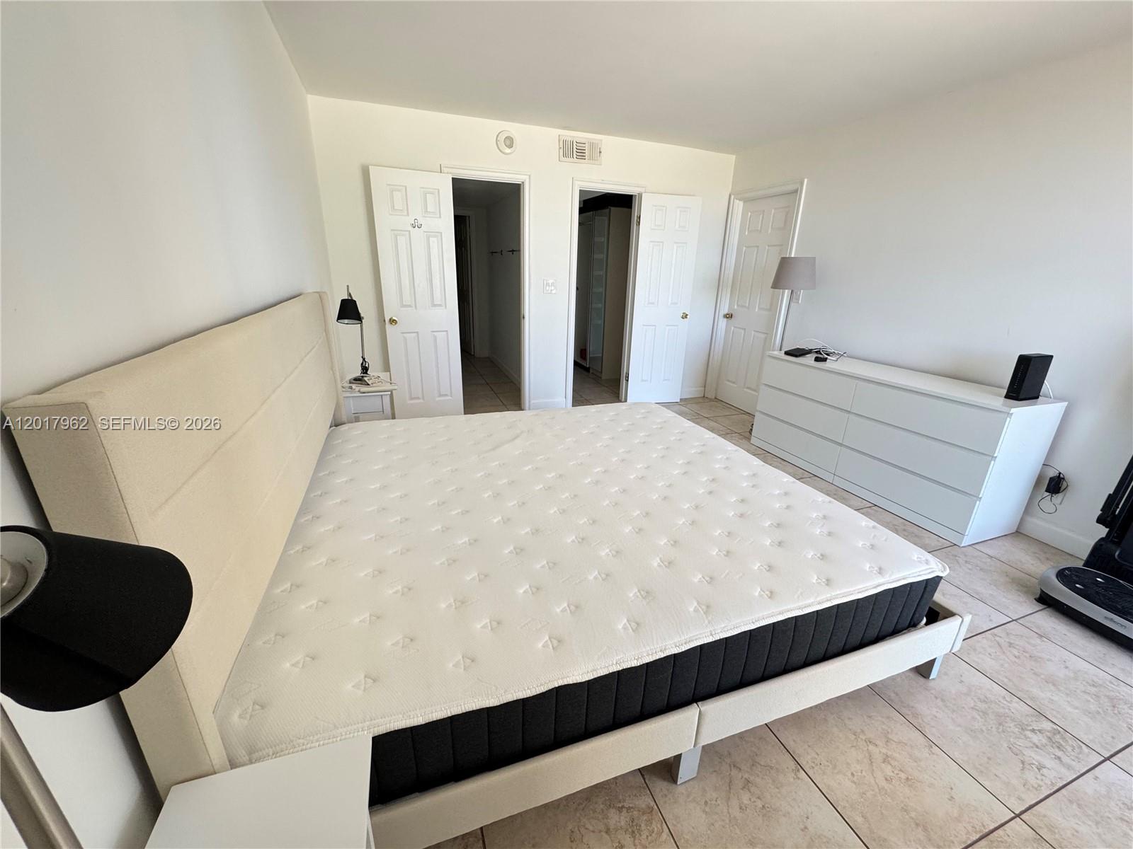 ARLEN HOUSE EAST CONDO - Residential