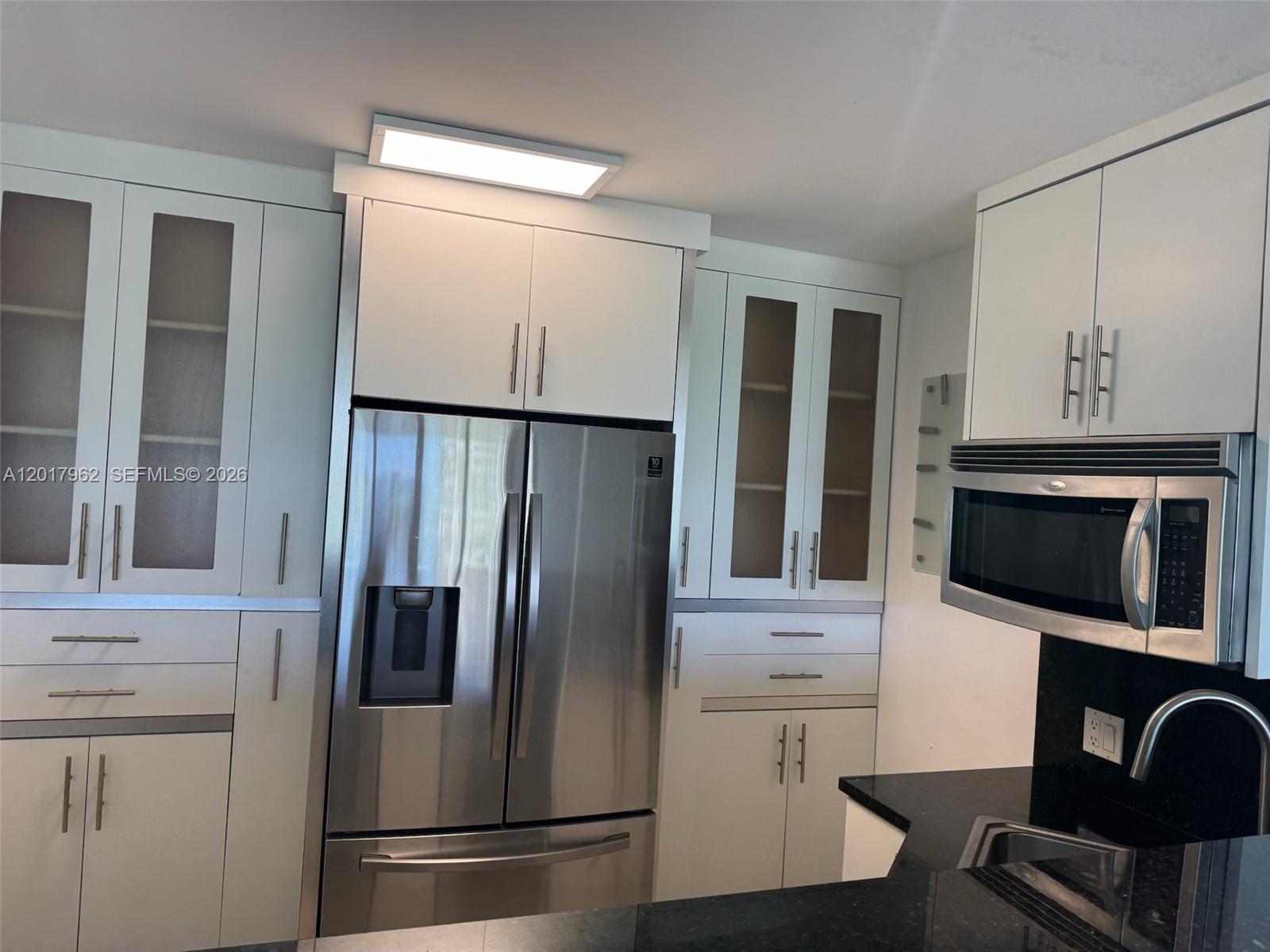ARLEN HOUSE EAST CONDO - Residential