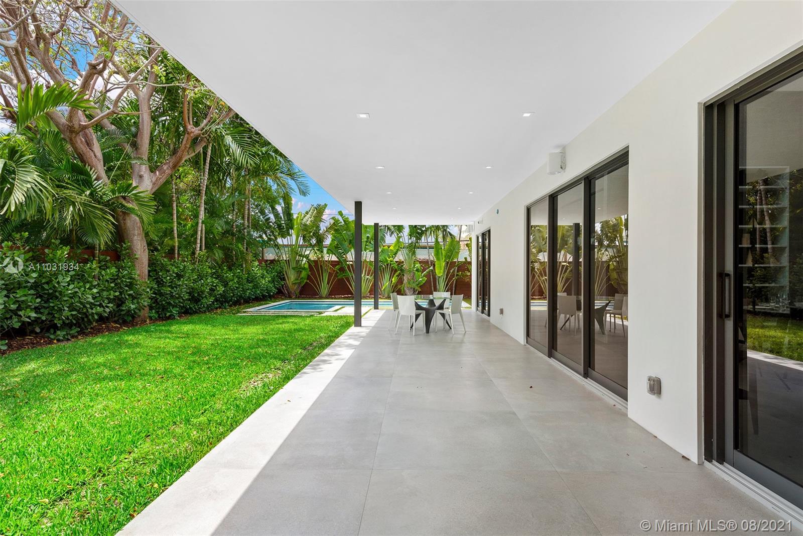 BAY HEIGHTS - Residential Lease