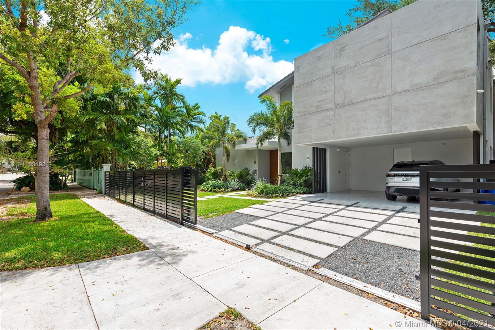 BAY HEIGHTS - Residential Lease