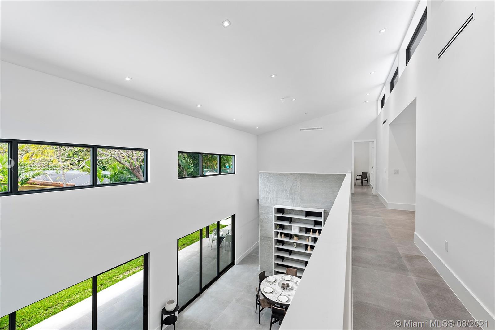 BAY HEIGHTS - Residential Lease