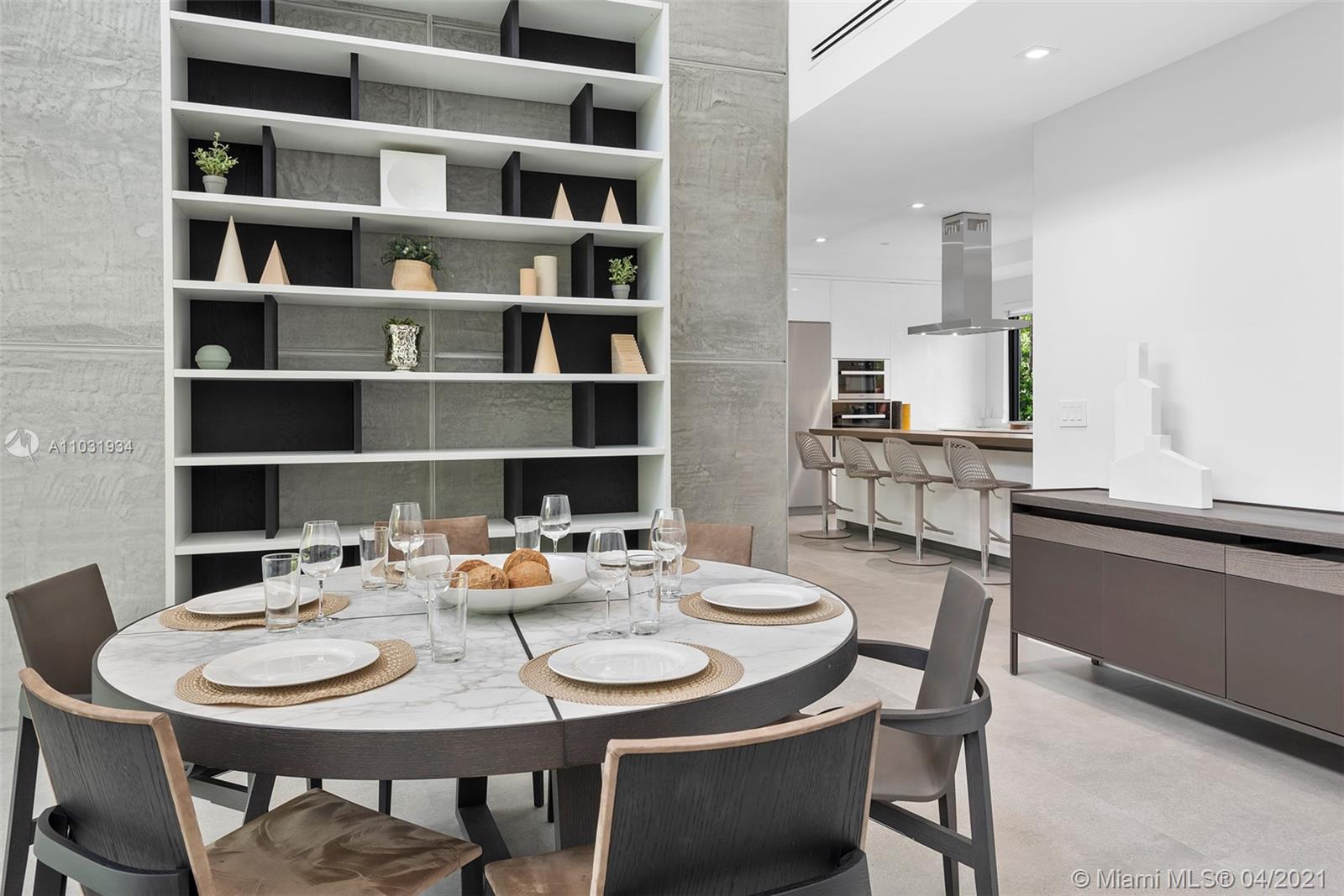 BAY HEIGHTS - Residential Lease