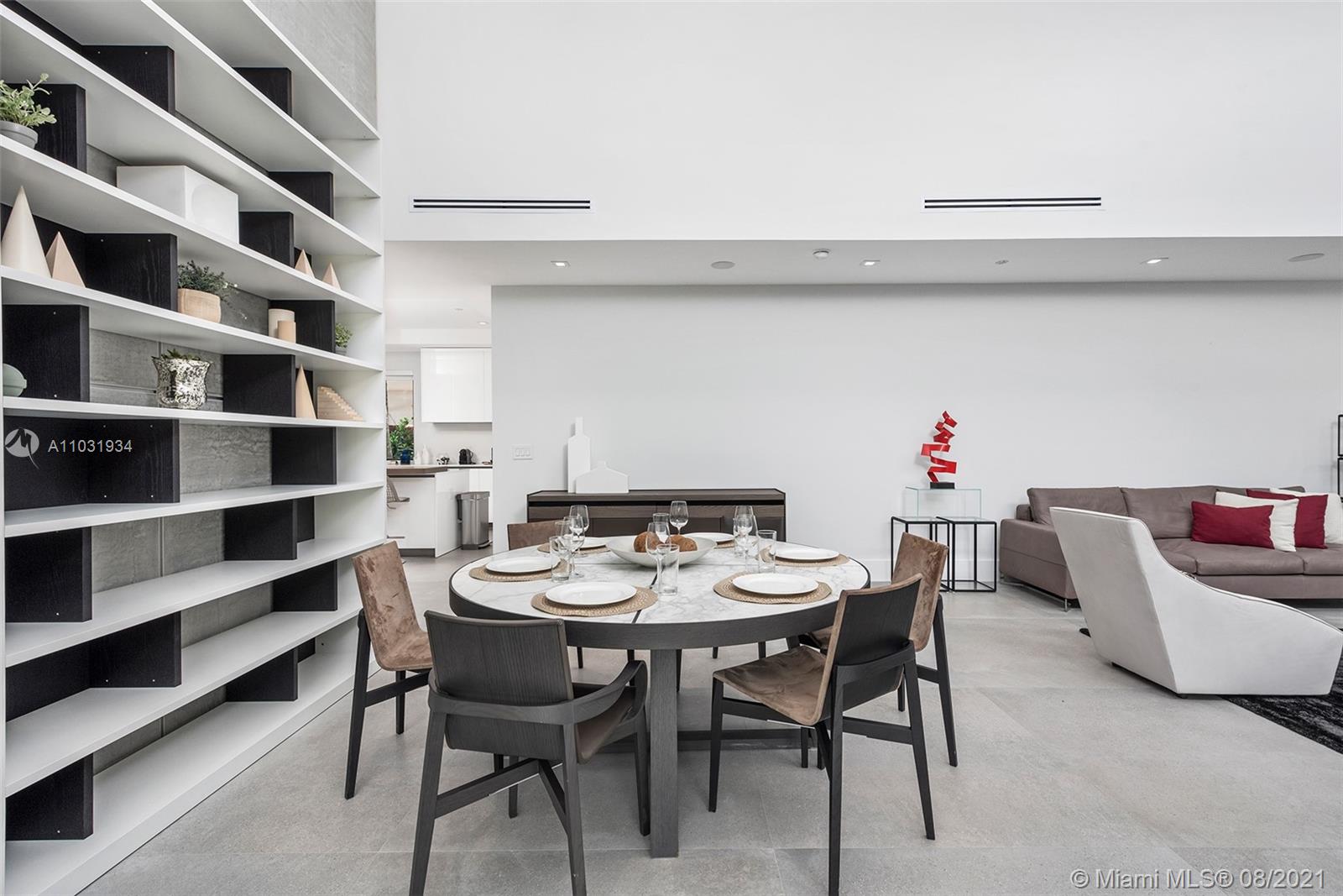 BAY HEIGHTS - Residential Lease