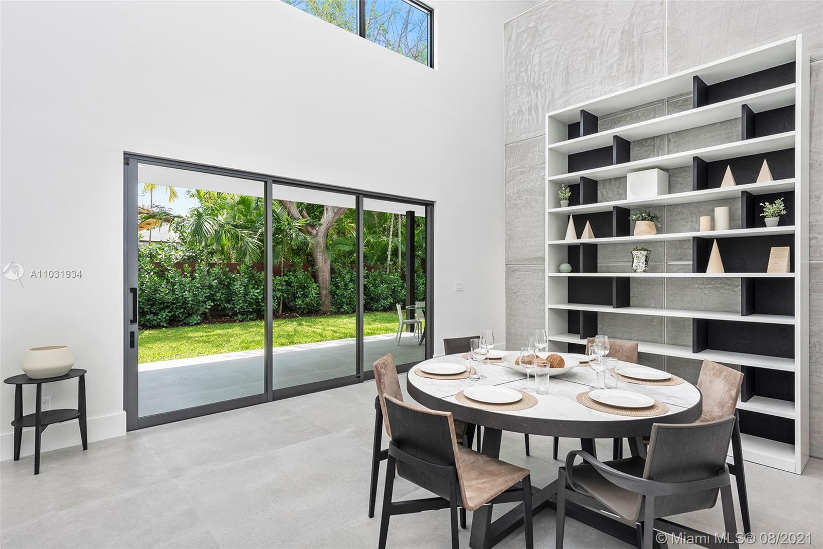 BAY HEIGHTS - Residential Lease