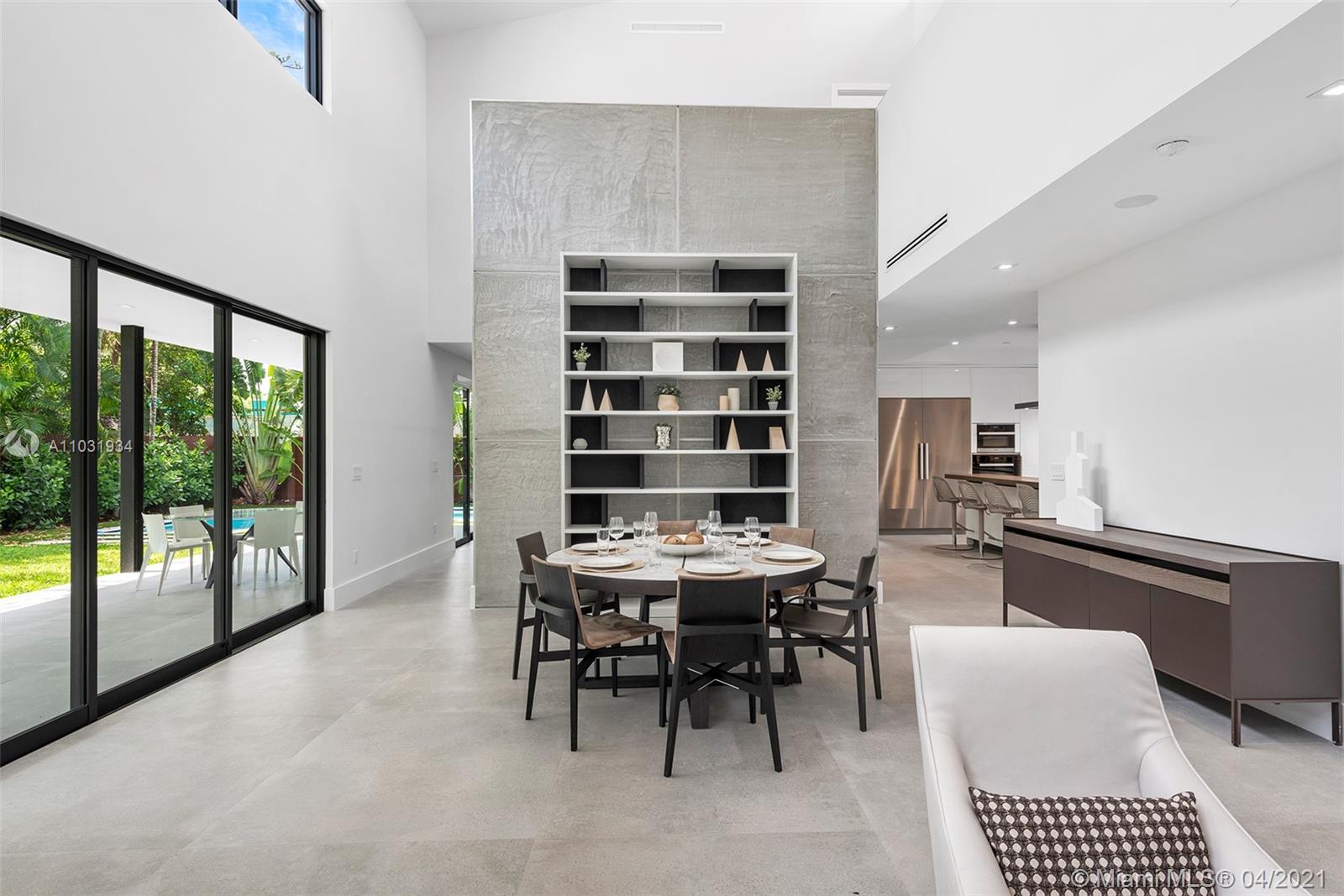 BAY HEIGHTS - Residential Lease