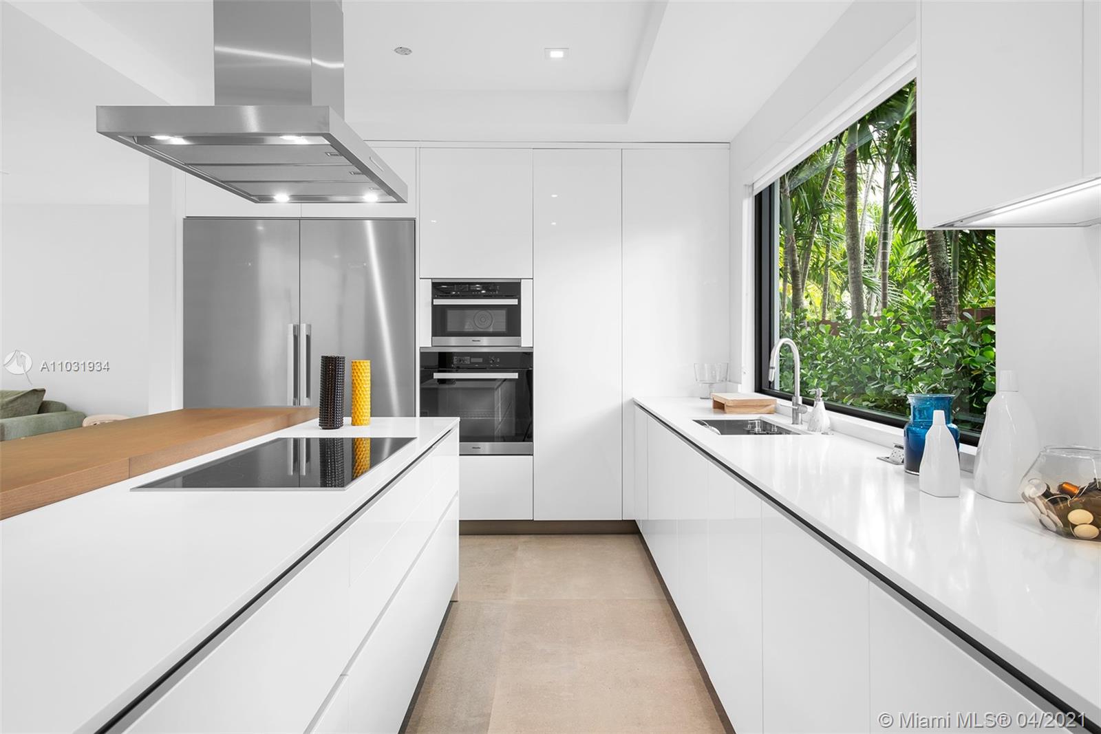 BAY HEIGHTS - Residential Lease