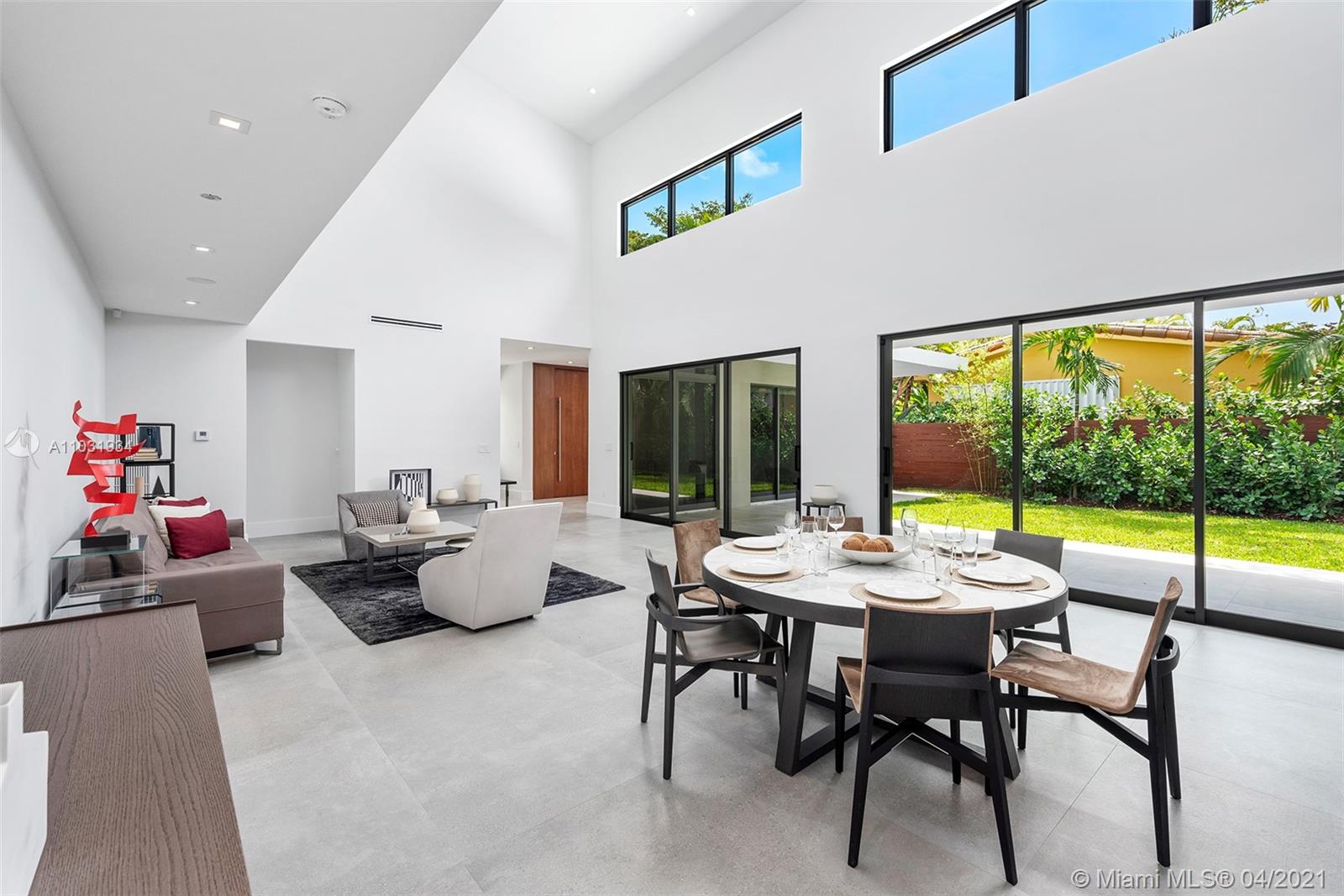 BAY HEIGHTS - Residential Lease