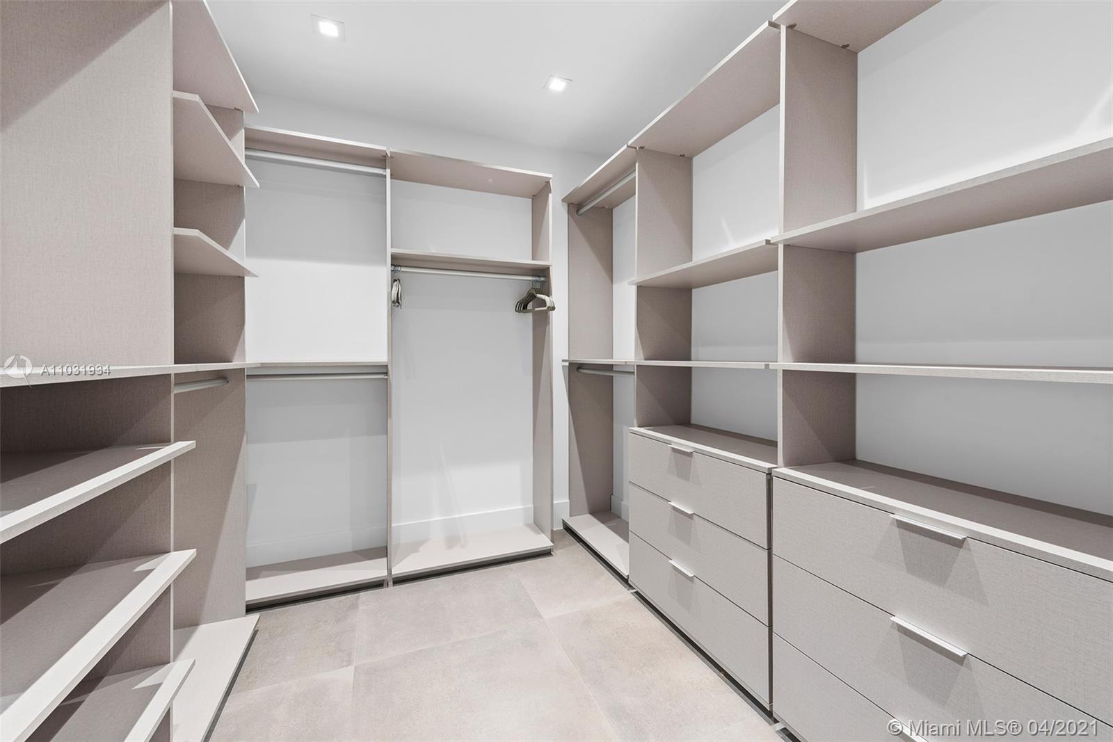 BAY HEIGHTS - Residential Lease