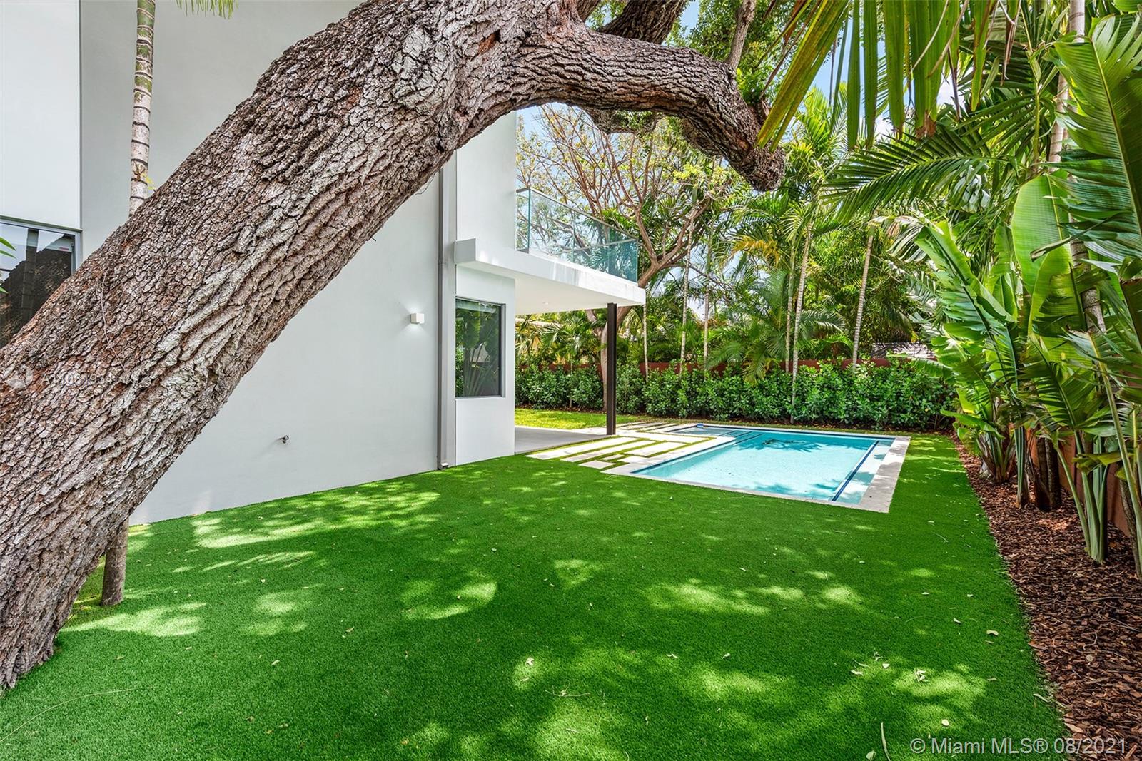 BAY HEIGHTS - Residential Lease