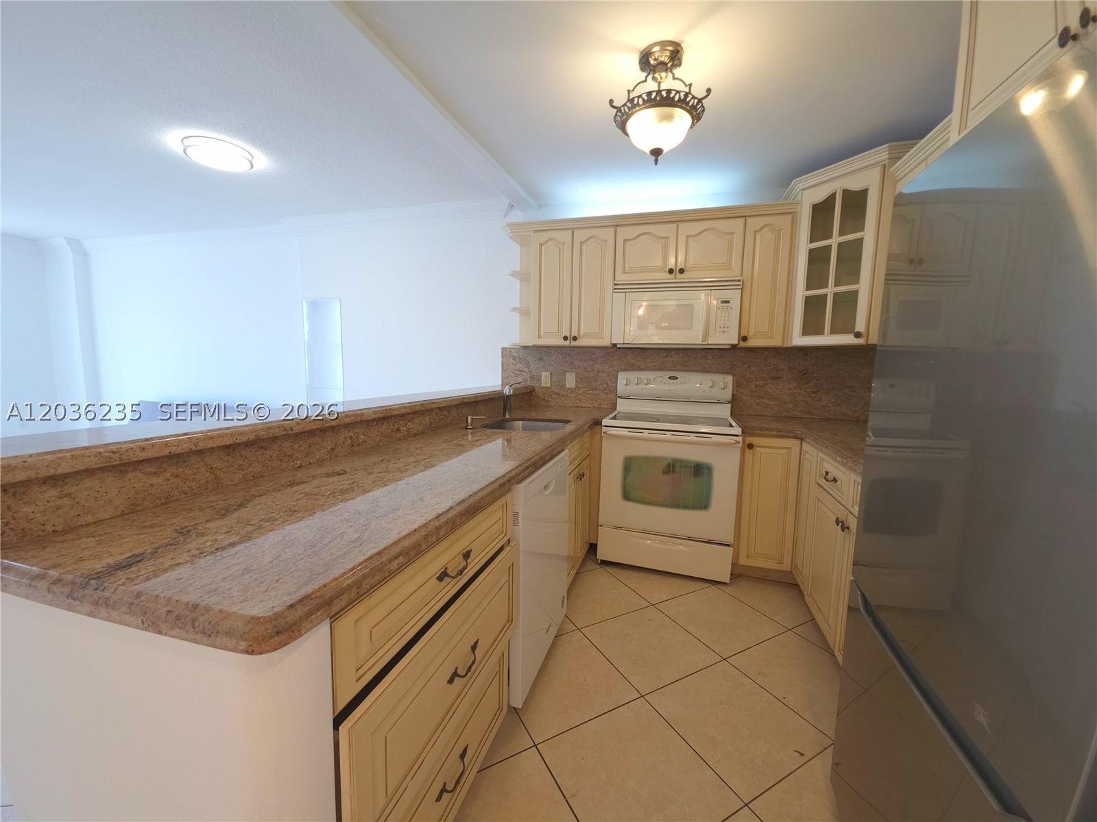 401 Ocean Dr 304