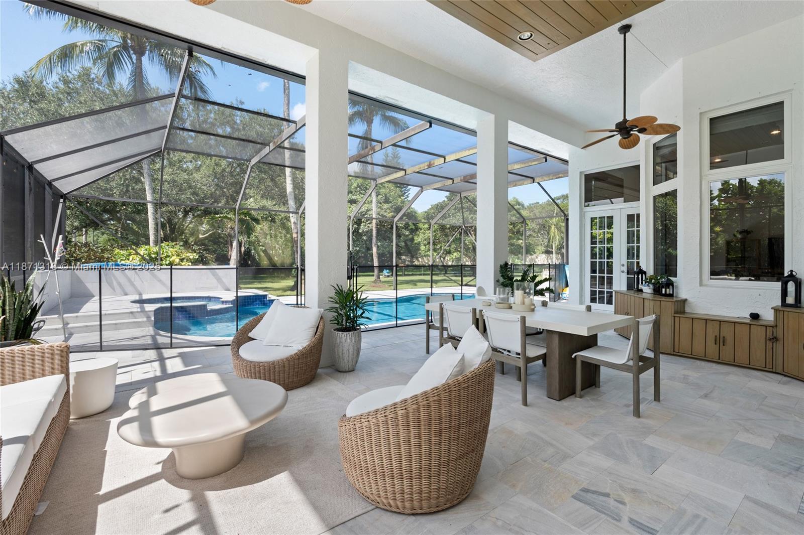 MYSTIQUE - Residential