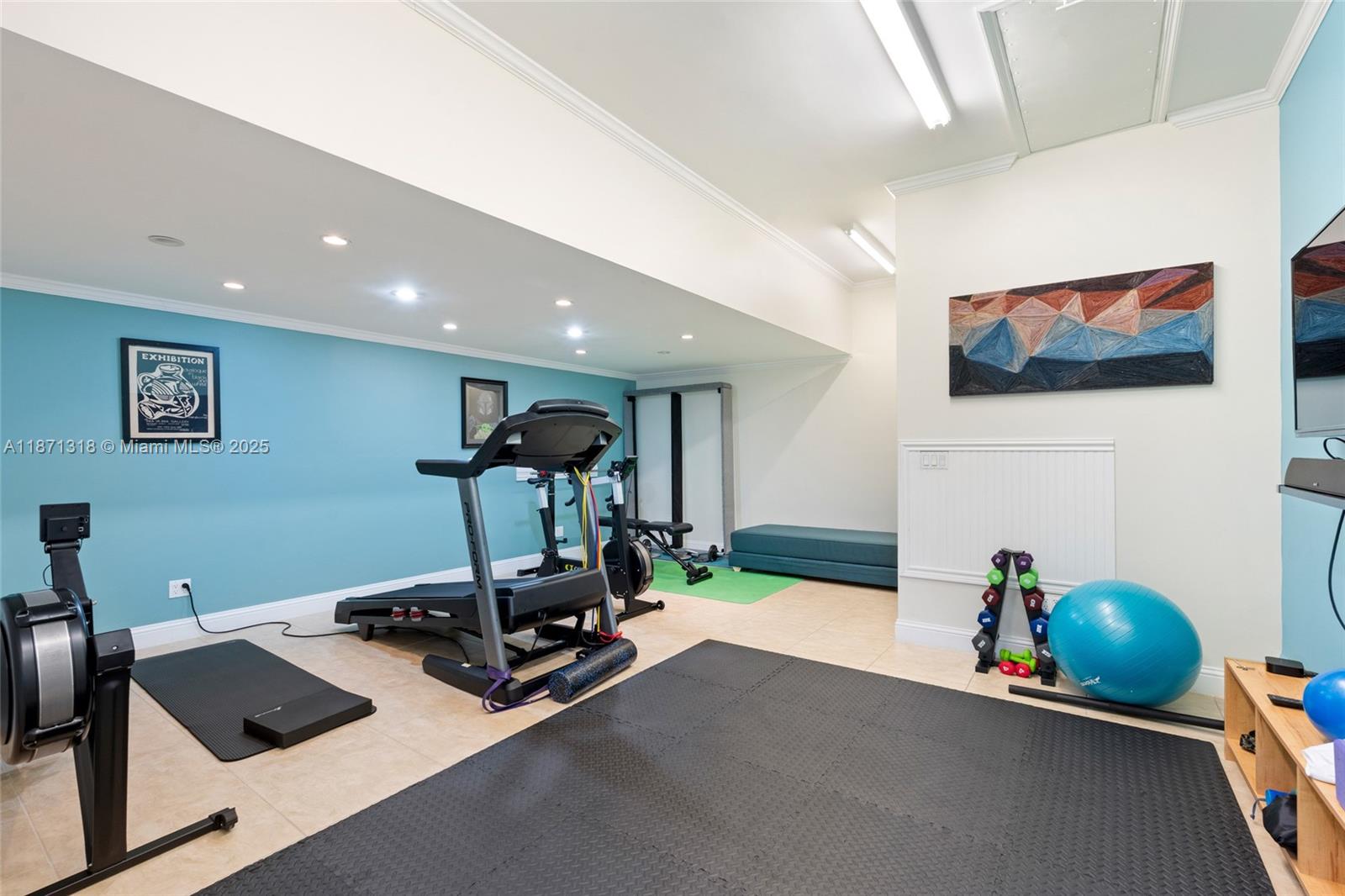 MYSTIQUE - Residential