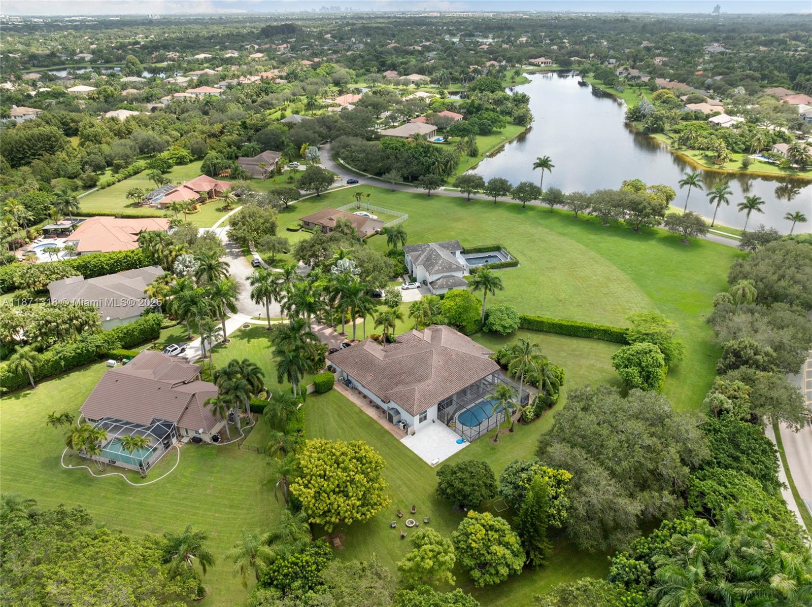 MYSTIQUE - Residential