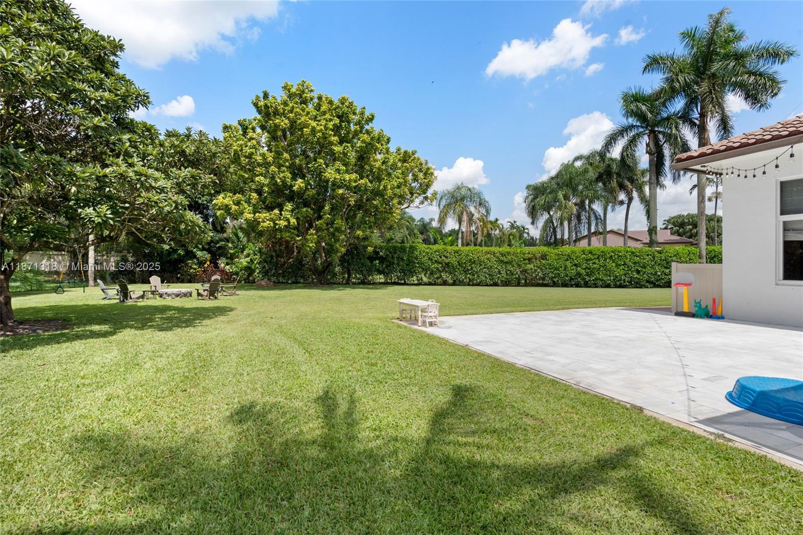 MYSTIQUE - Residential