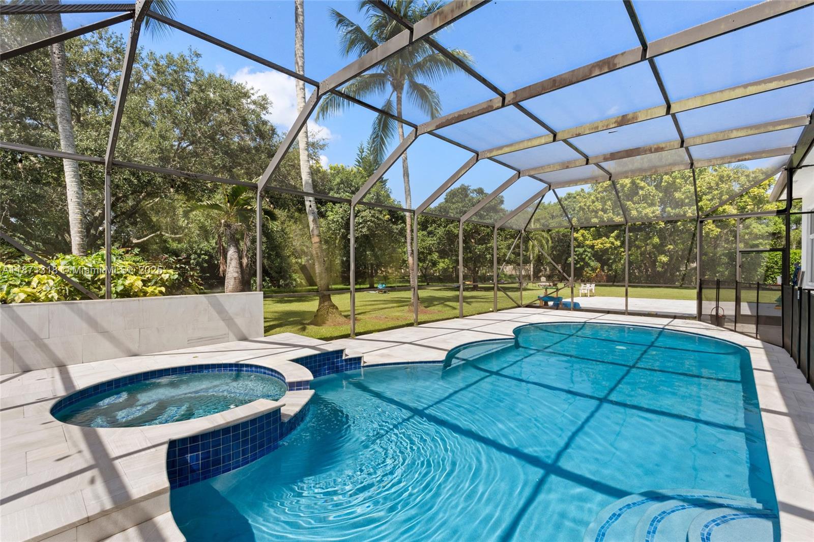 MYSTIQUE - Residential