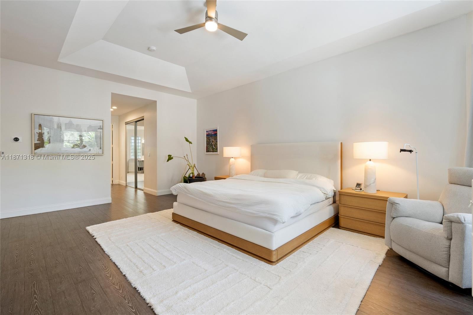 MYSTIQUE - Residential