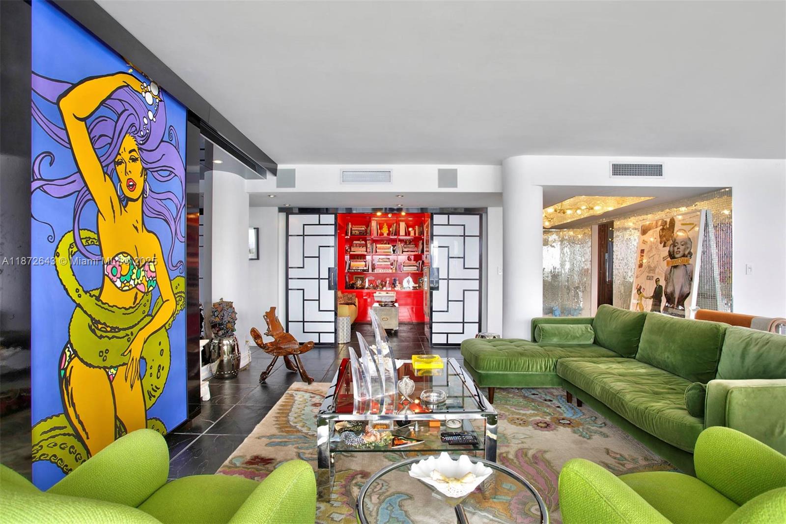 KING COLE CONDO - Residential